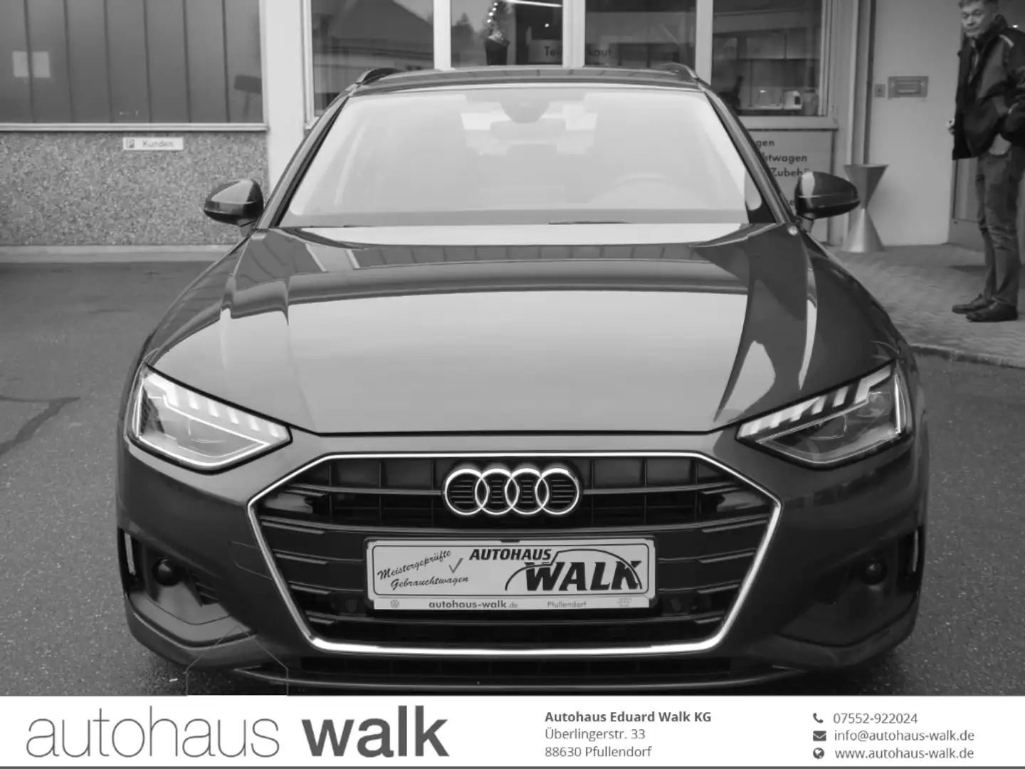 Audi A4 Avant 40 TDI S tronic NAVI AHK LED GRA Grau - 1