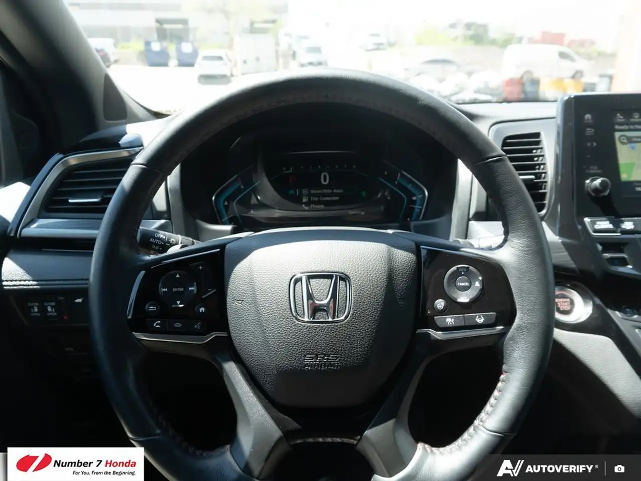 Honda Odyssey снимка Honda Odyssey