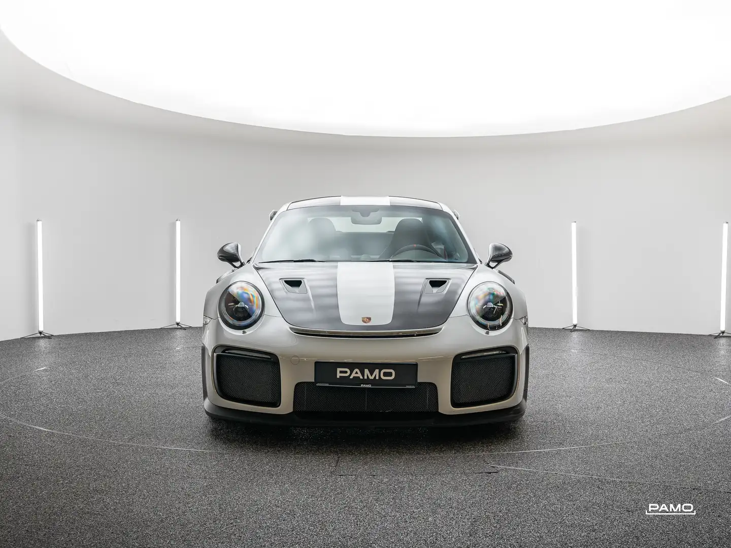 Porsche 991 Porsche 991 GT2 RS | Weissach, Lift, 90L Wit - 2