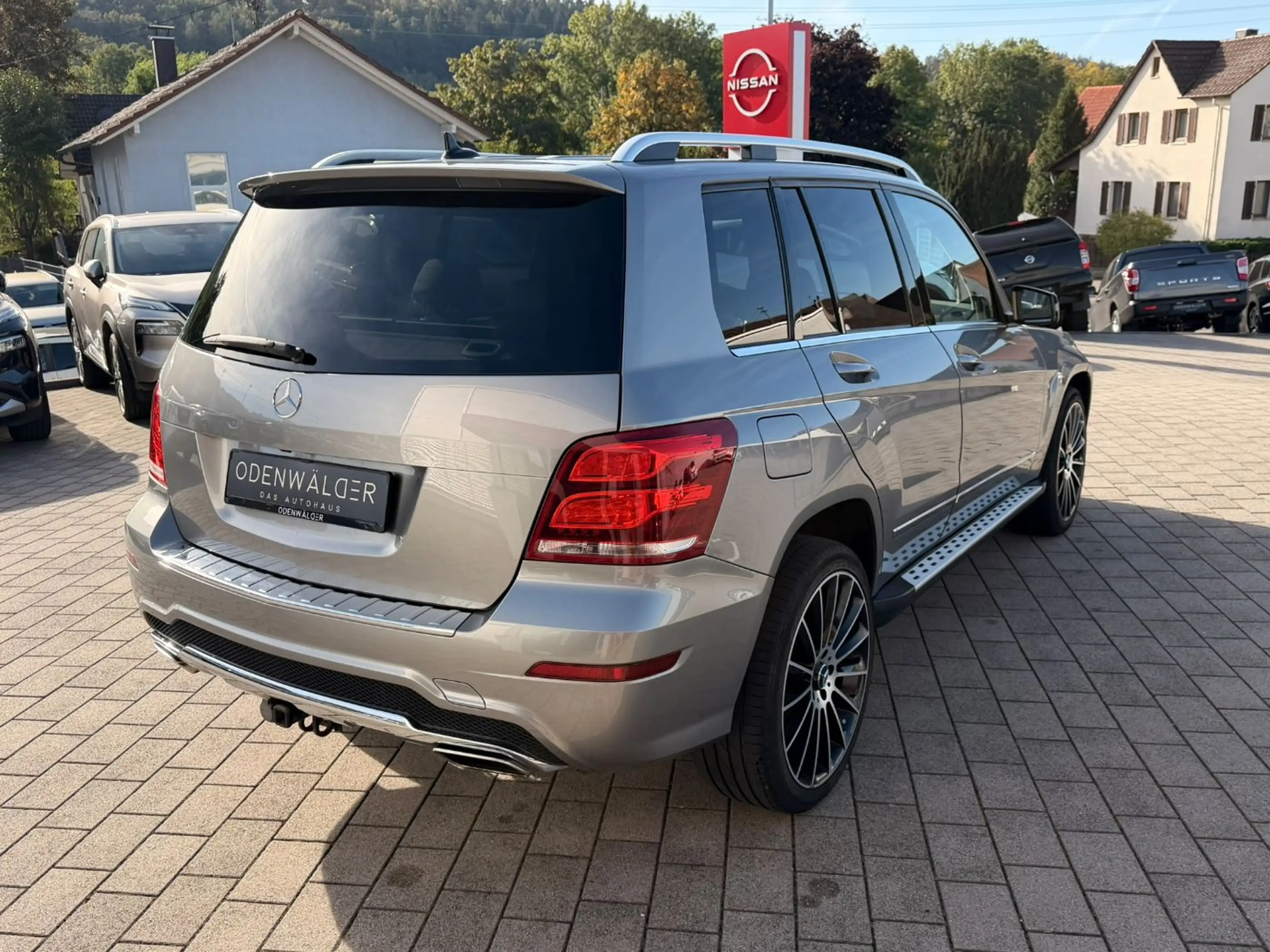 Mercedes-Benz GLK 350 4Matic CGI 4MATIC BlueEff AHK+Navi+Pano — photo 9