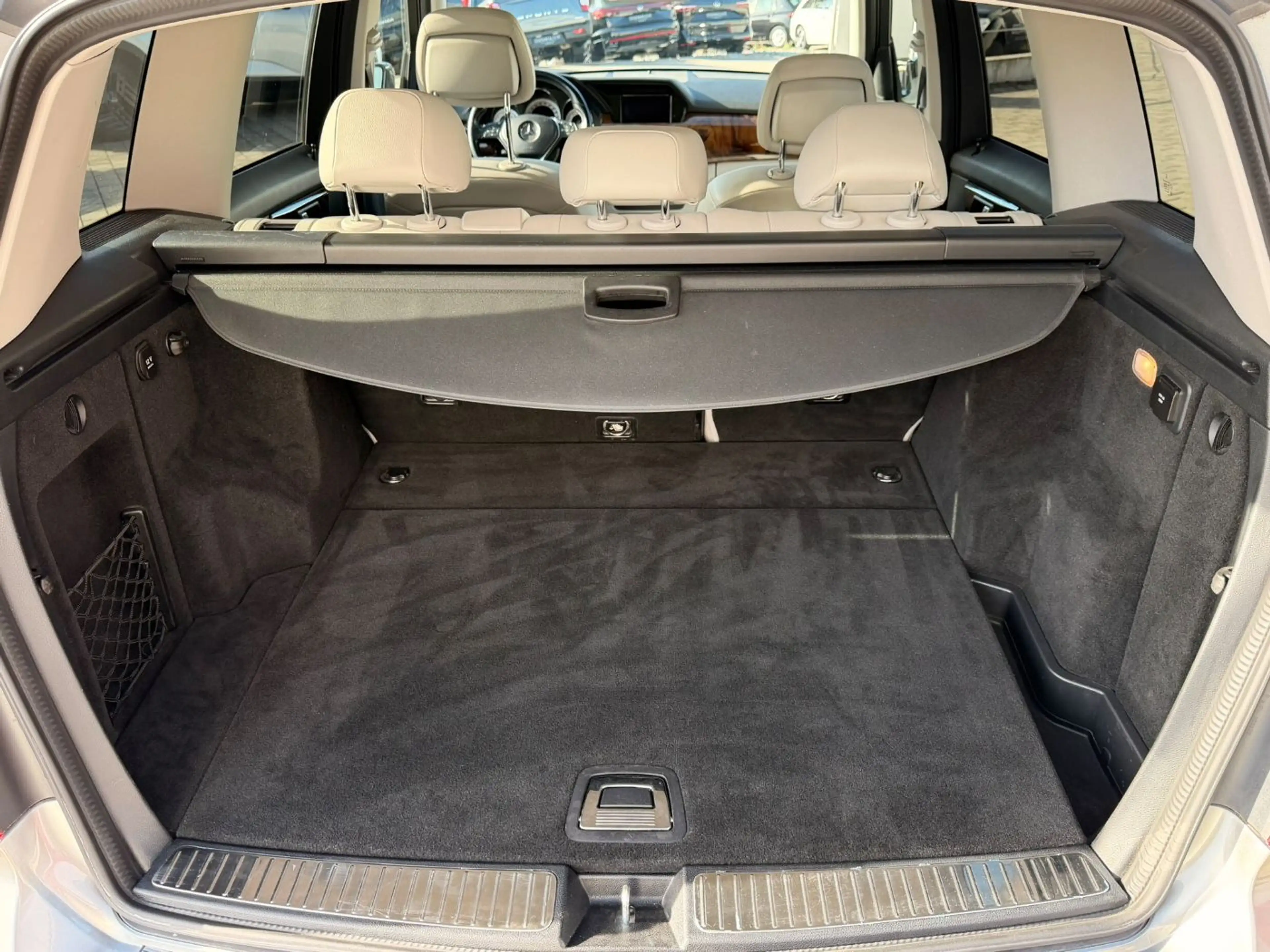 Mercedes-Benz GLK 350 4Matic CGI 4MATIC BlueEff AHK+Navi+Pano — photo 7
