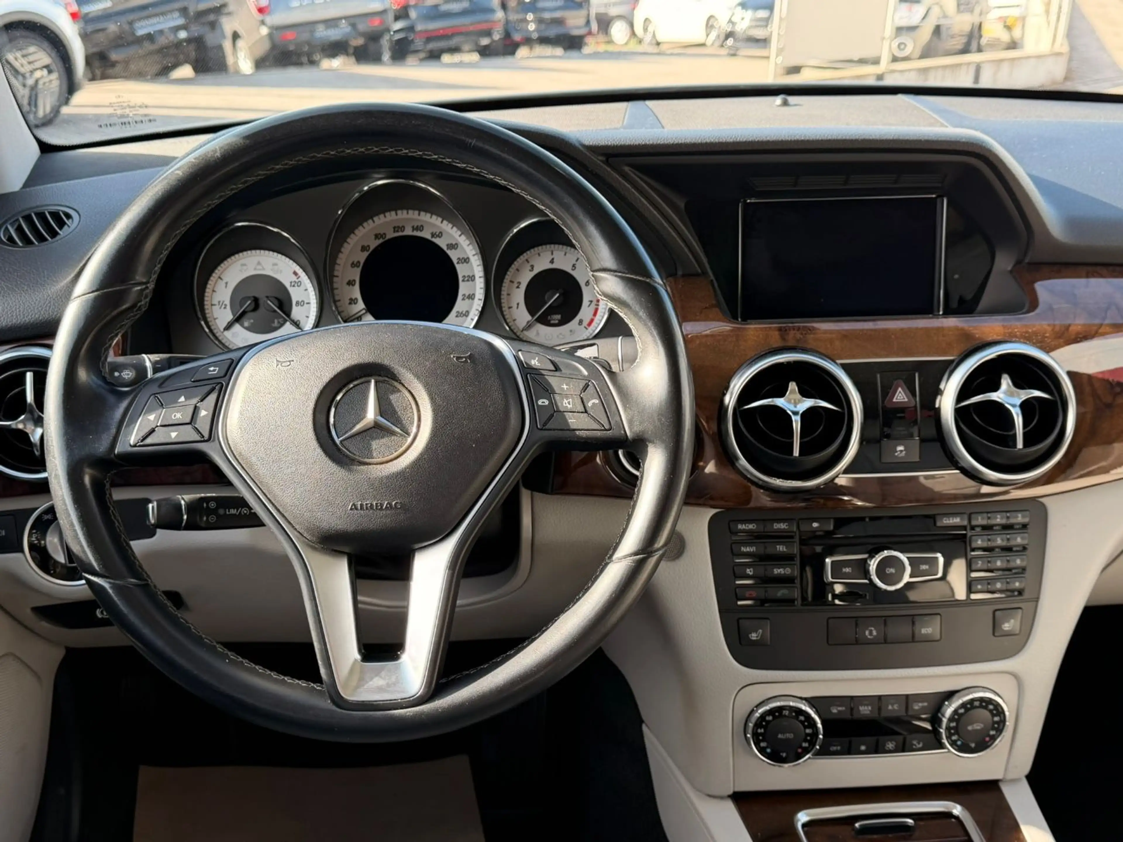Mercedes-Benz GLK 350 4Matic CGI 4MATIC BlueEff AHK+Navi+Pano — photo 5