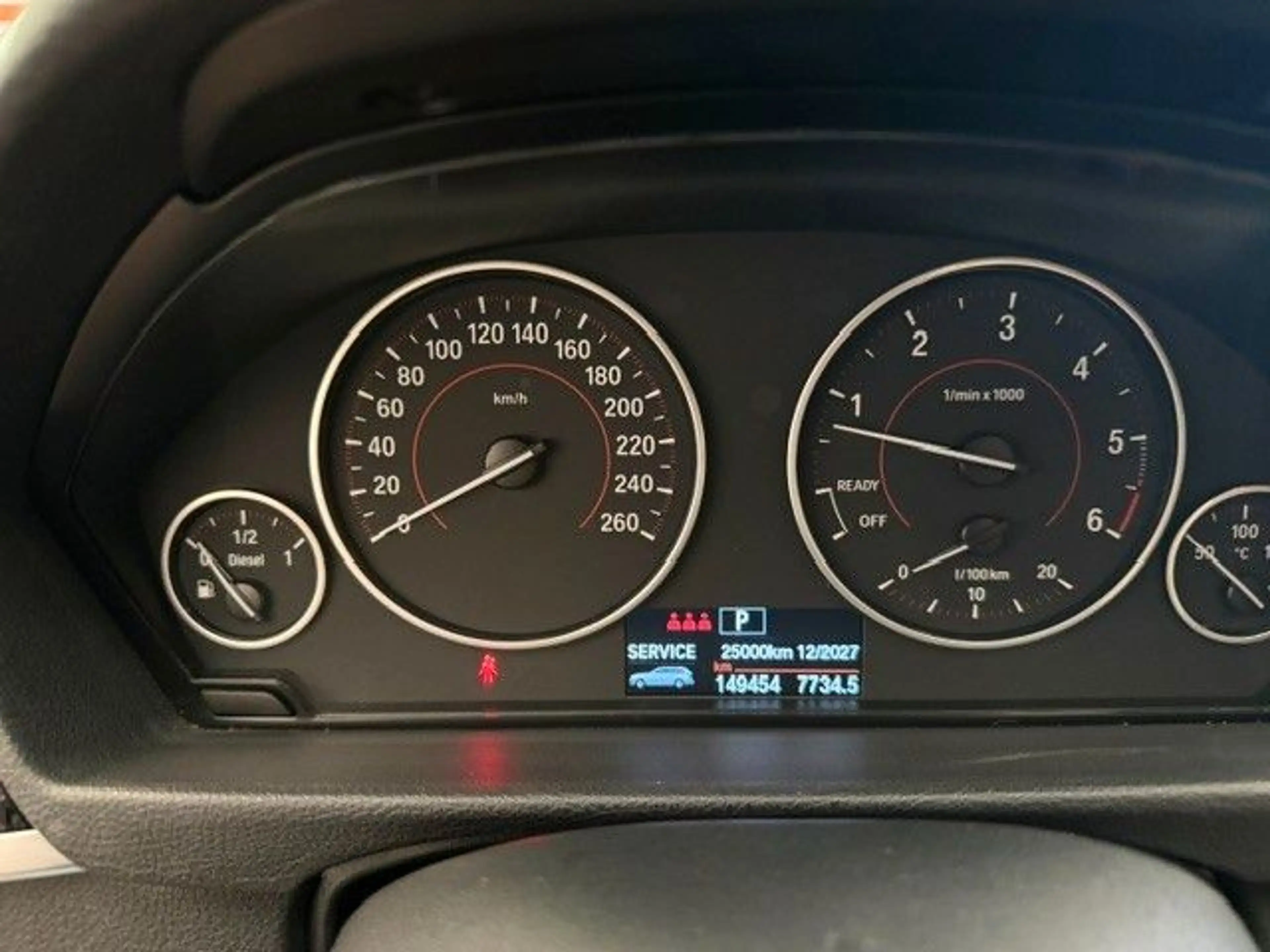 BMW 318 D Touring Sport Line — photo 7