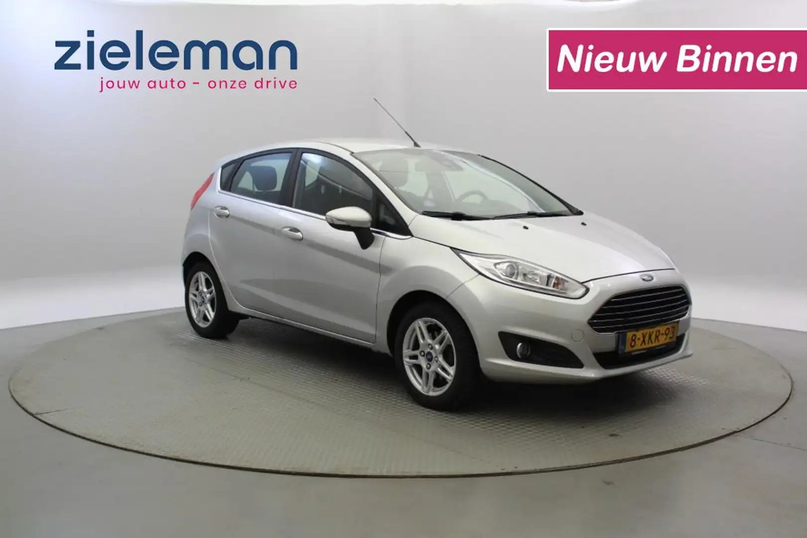 Ford Fiesta 1.0 EcoBoost Titanium - Clima, Navi, LM velgen Grijs - 1