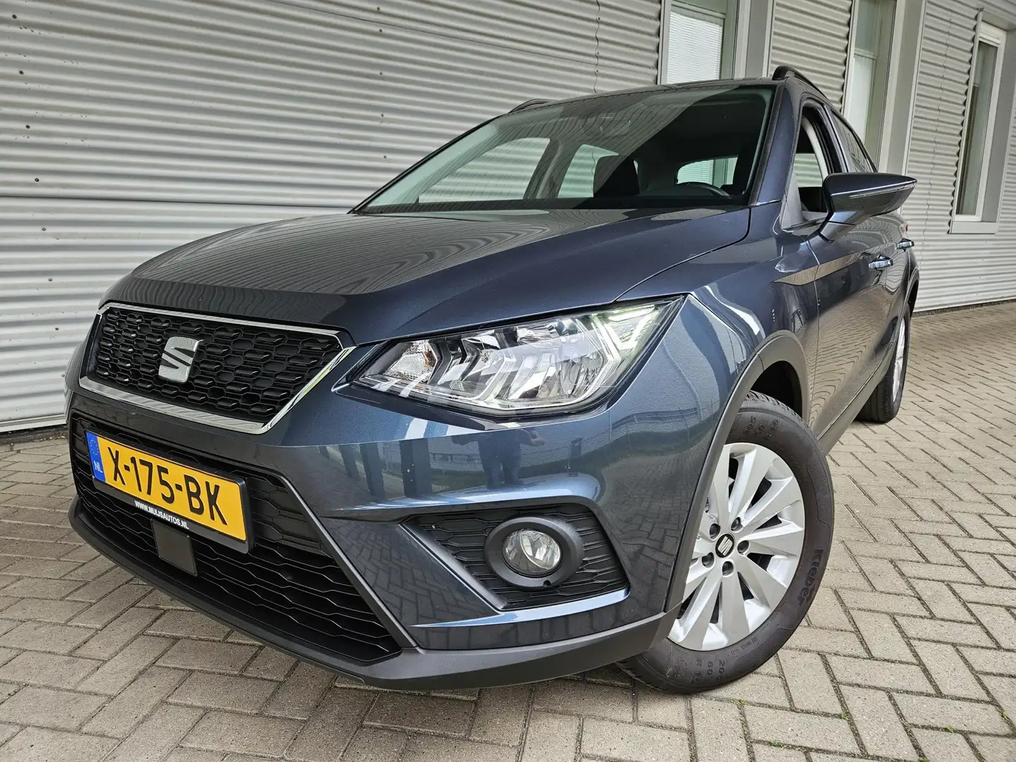 SEAT Arona 1.0 TSI Style Business Intense Seat Arona Grijs - 2