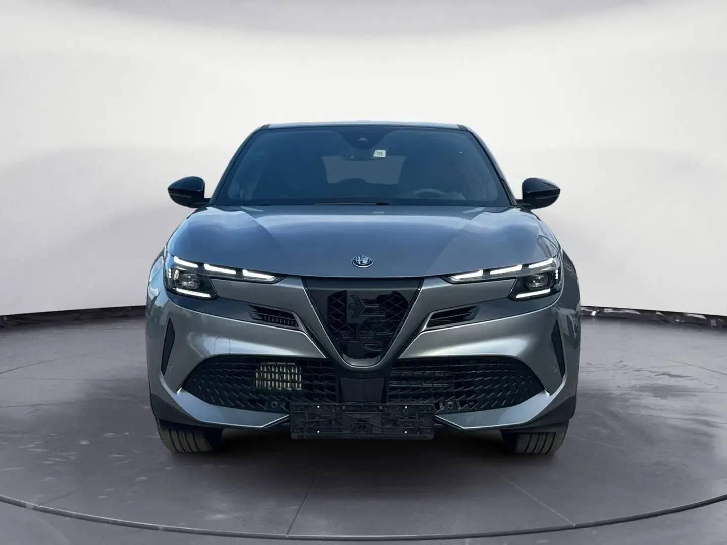 Alfa Romeo Junior 1.2 ibrida Speciale 136cv edct6 Grigio - 2