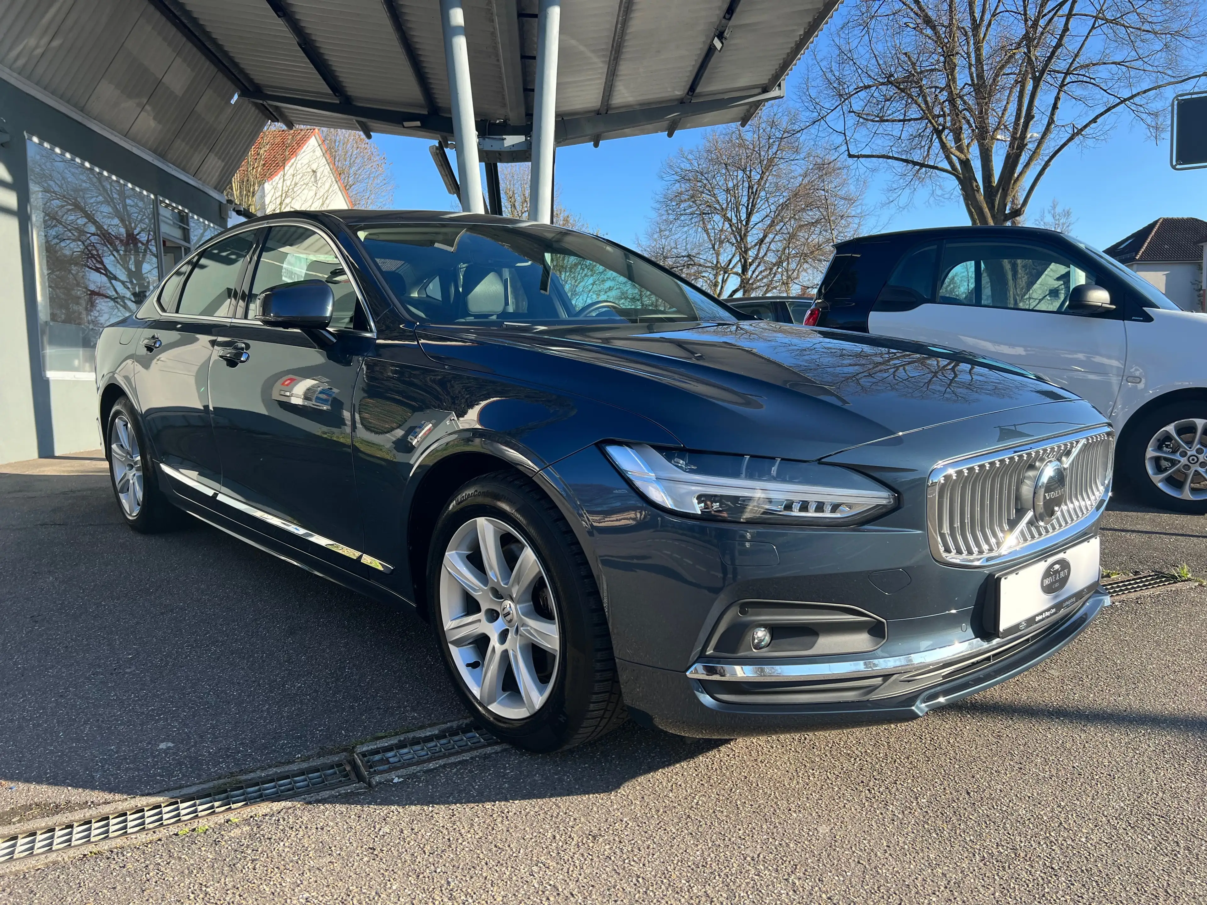 Volvo S90 Inscription AWD — photo 2