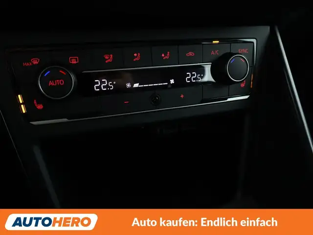 Volkswagen Polo view 25