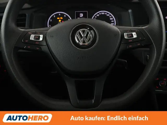 Volkswagen Polo view 19