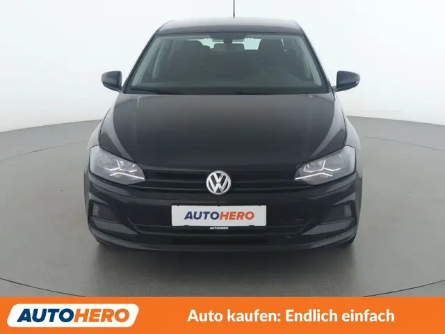 Volkswagen Polo view 9