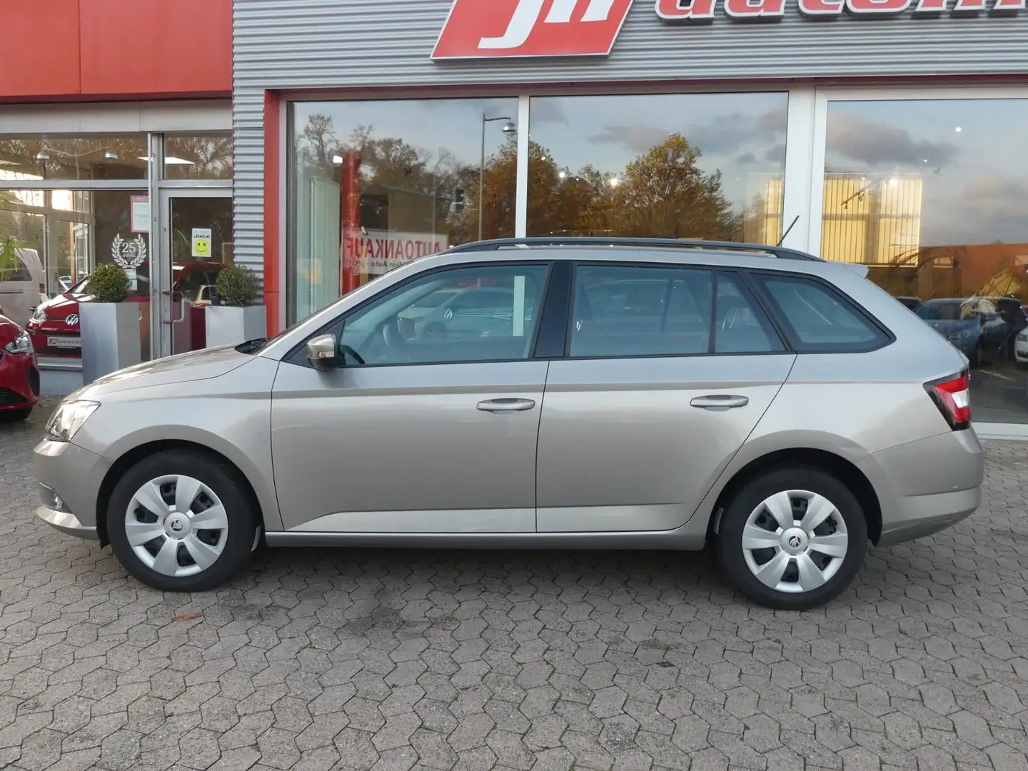 Skoda Fabia Combi Active*1. Hand*Klima*8-fach Beige - 2