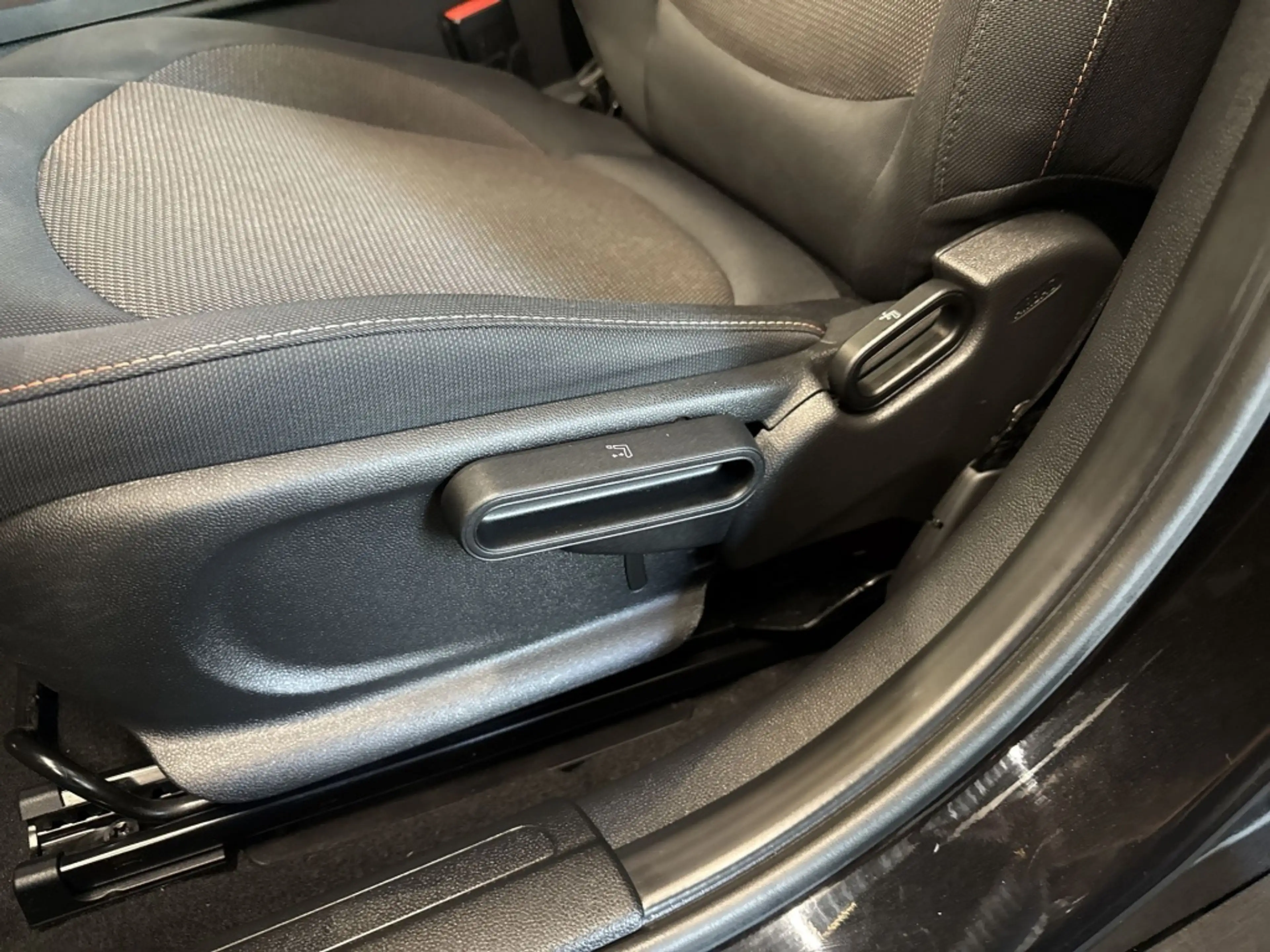 MINI One Clubman 1.5 Chili S. Bns | STOELVERW. | KEYLESS | BLUETOOT — photo 21