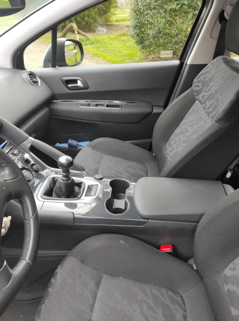 Peugeot 3008 1.6 hdi 16v Premium fap - 1