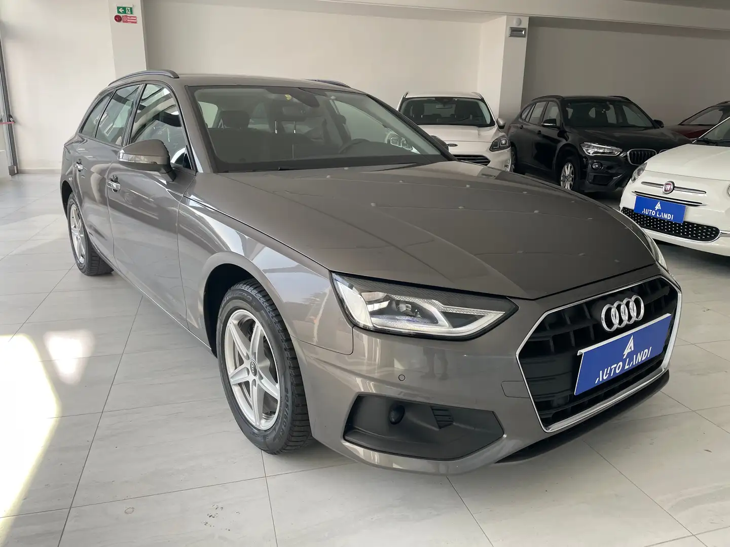 Audi A4 A4 Avant 35 2.0 tdi mhev Business 163cv s-tronic Grigio - 2