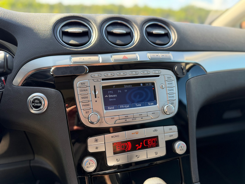 Ford S-Max 2.0 EcoBoost S Edition / Automaat / Stoelverwarmin — photo 19