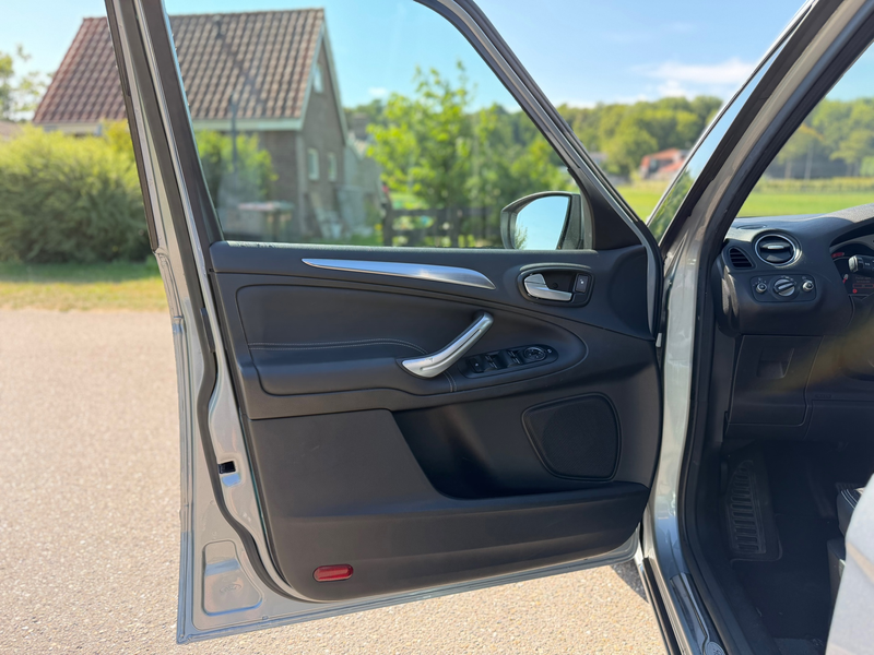 Ford S-Max 2.0 EcoBoost S Edition / Automaat / Stoelverwarmin — photo 12
