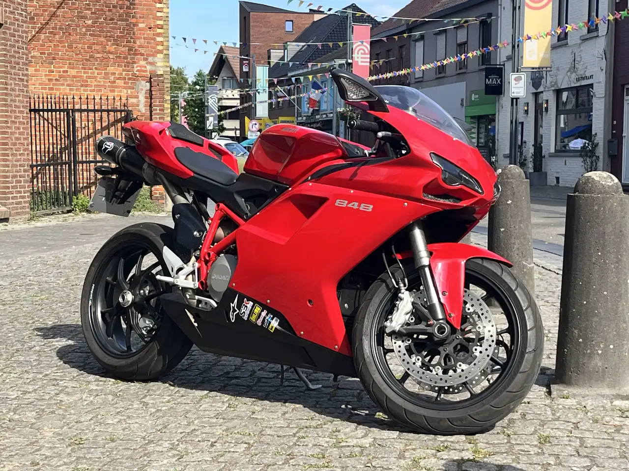 Ducati 848