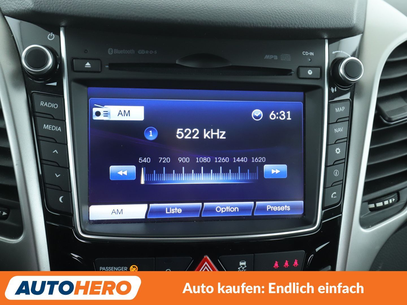 Hyundai i30 1.6 CRDi Premium blue*NAVI*TEMPO*CAM*PDC*SHZ*AHK* — photo 21