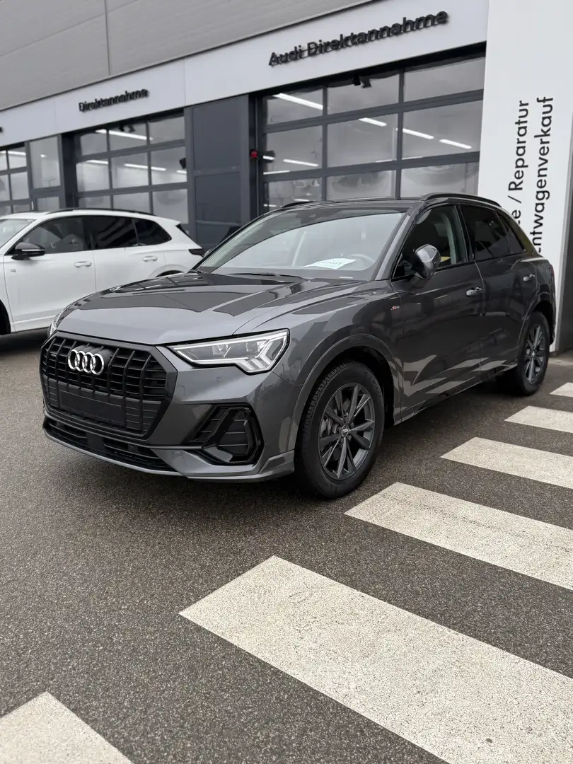 Audi Q3 40 TDI quattro S-line S-tronic - 1