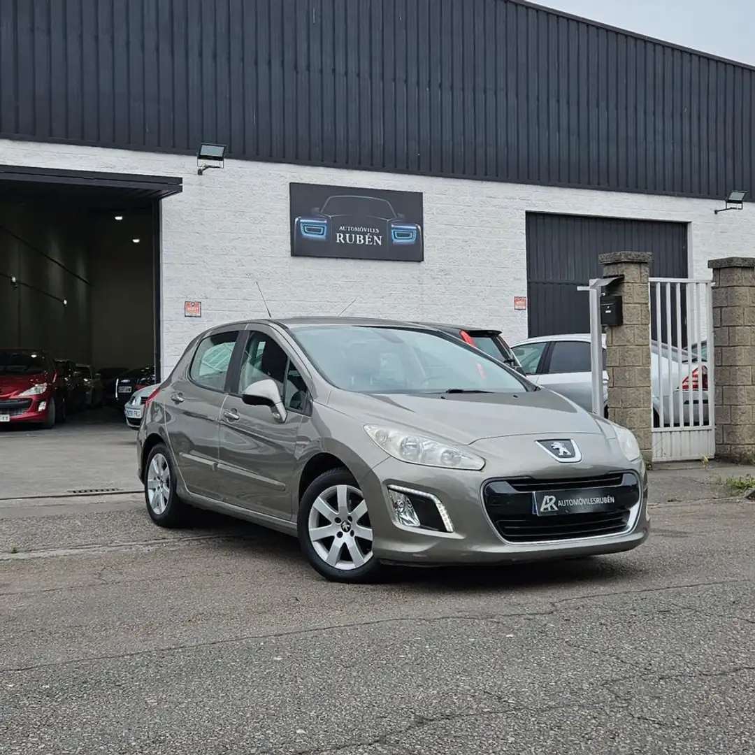 Peugeot 308 1.6HDI FAP Access Beige - 1