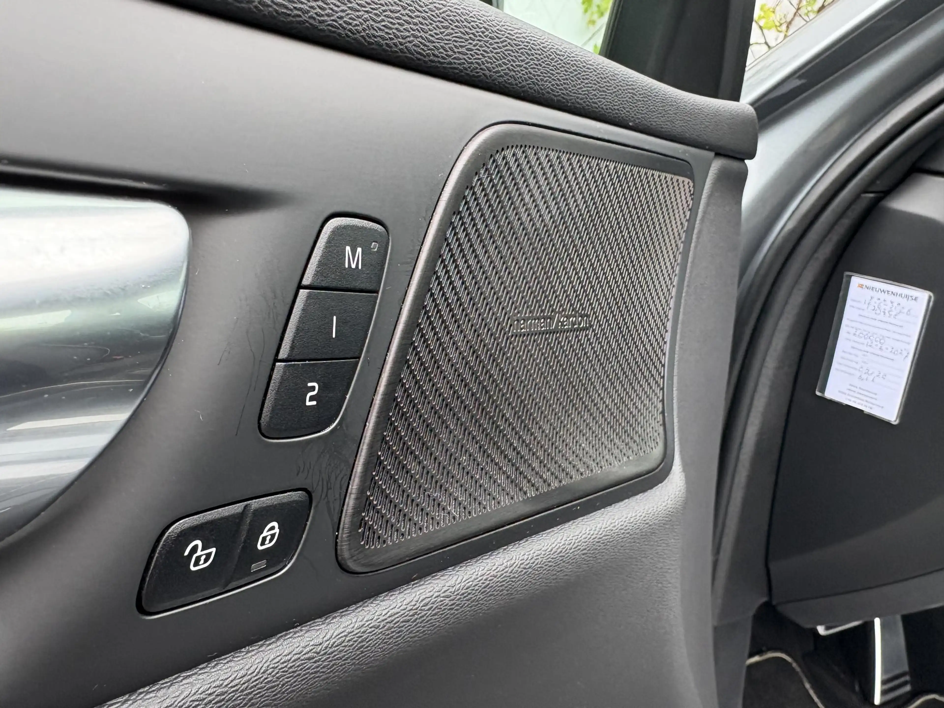 Volvo S60 2.0 B4 R-Design | Trekhaak | Harman Kardon Audio | — photo 7