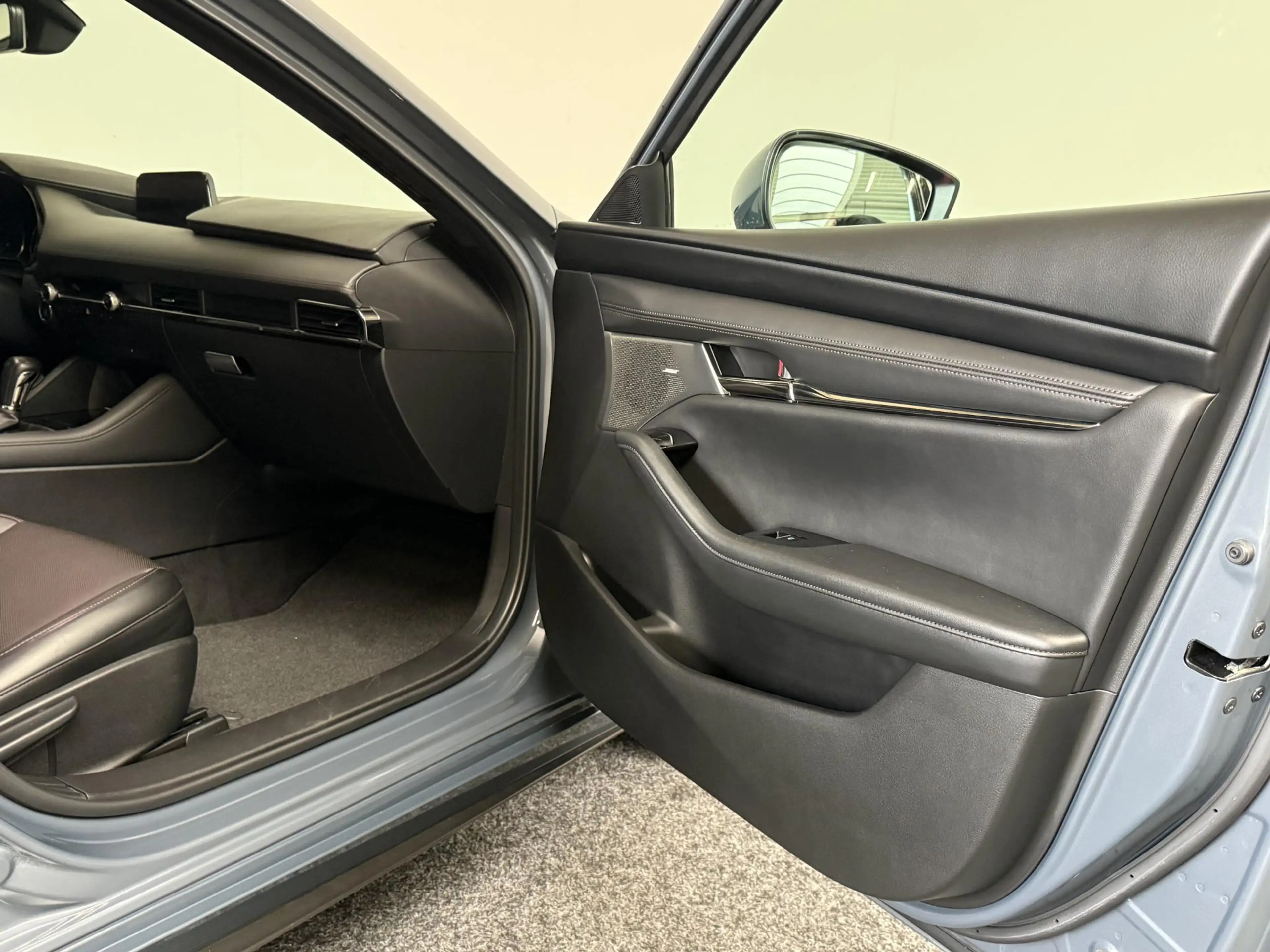Mazda 3 2.0 e-SkyActiv-G M Hybrid 122 Luxury | 360CAM | TR — photo 35