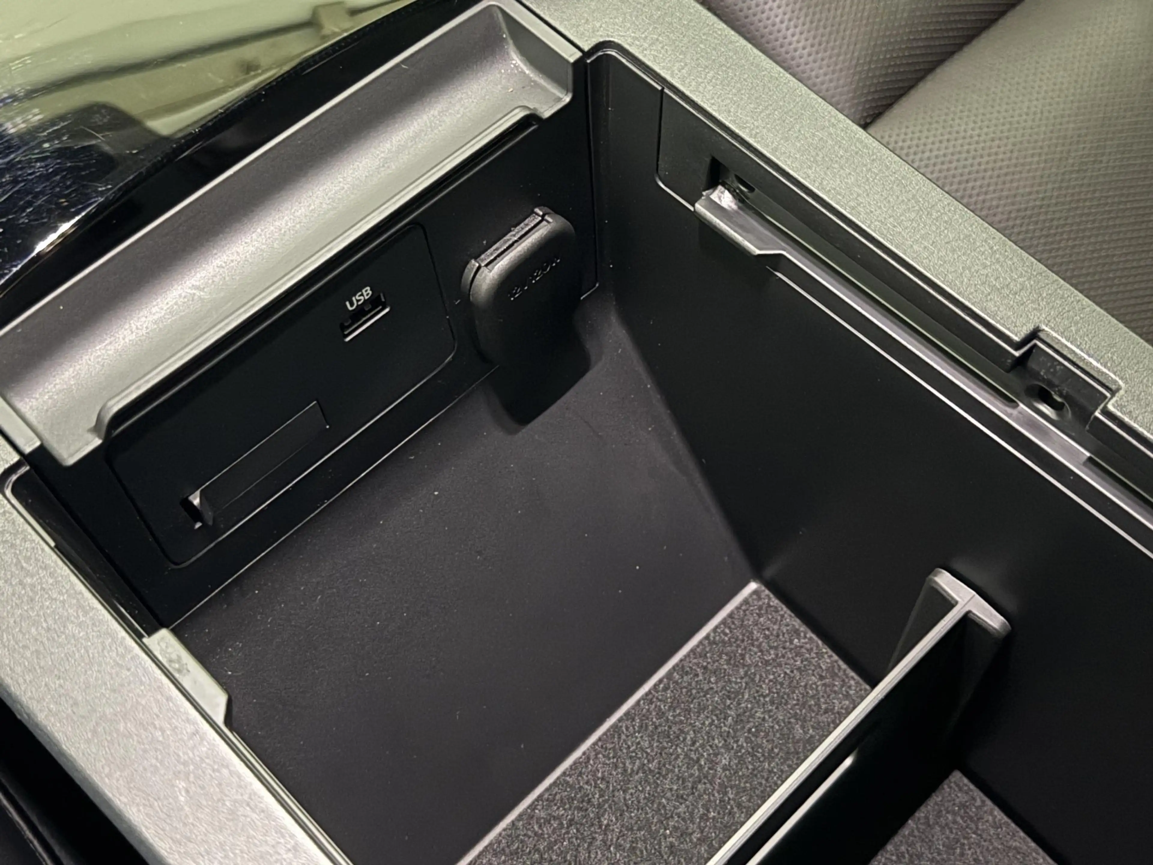 Mazda 3 2.0 e-SkyActiv-G M Hybrid 122 Luxury | 360CAM | TR — photo 25