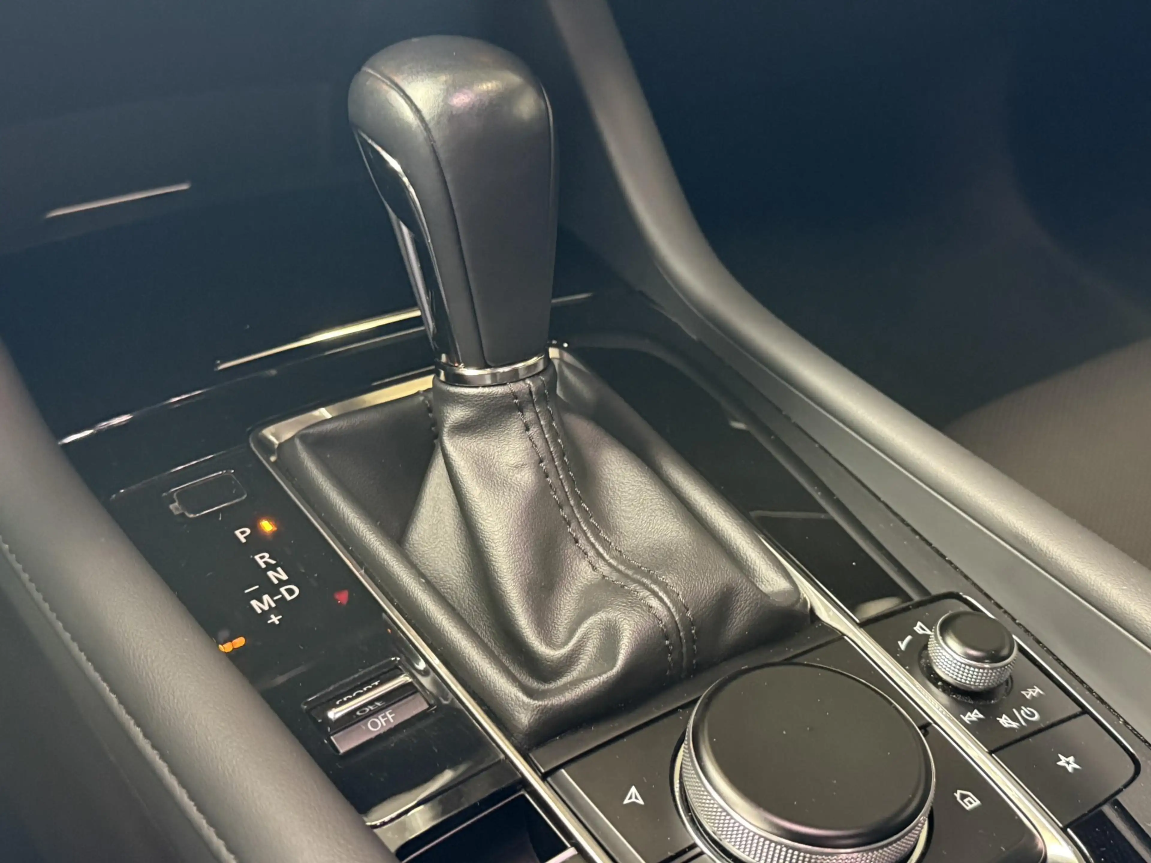 Mazda 3 2.0 e-SkyActiv-G M Hybrid 122 Luxury | 360CAM | TR — photo 49
