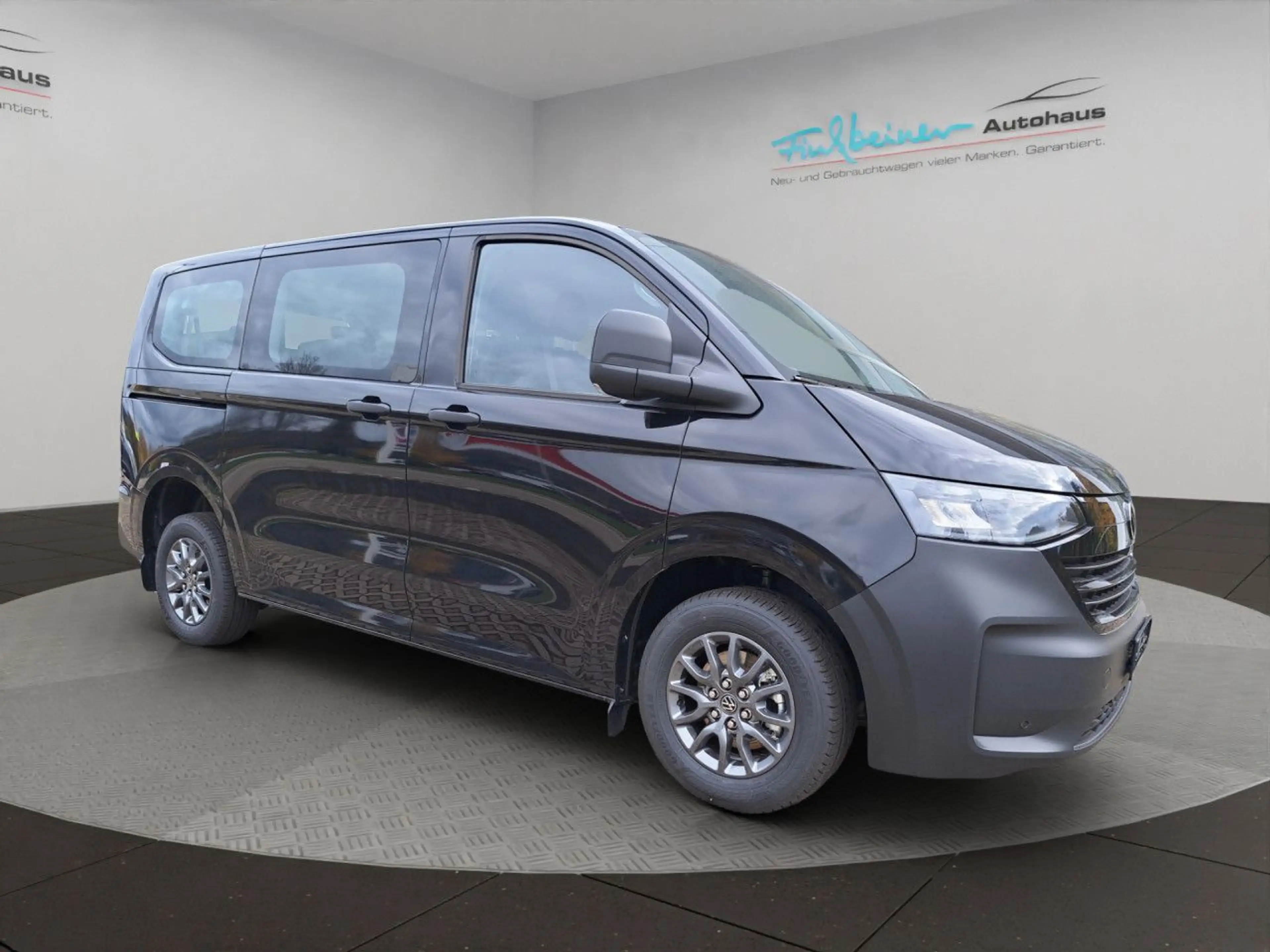 Volkswagen T7 Caravelle 4WD Allrad 2.0l TDI 9-Sitzer AHK Navi — photo 4