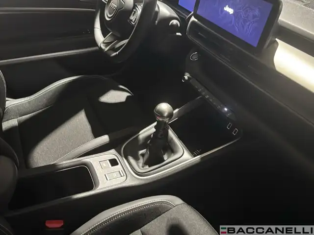 Jeep Avenger view 12