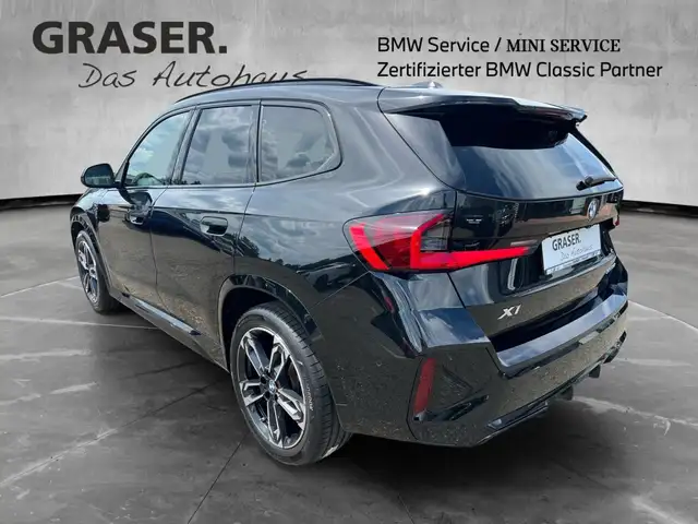 BMW X1 view 4