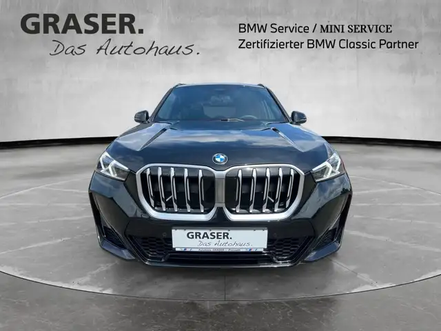 BMW X1 view 10