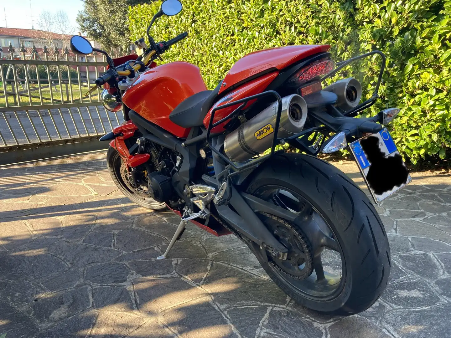 Triumph Street Triple R - 2