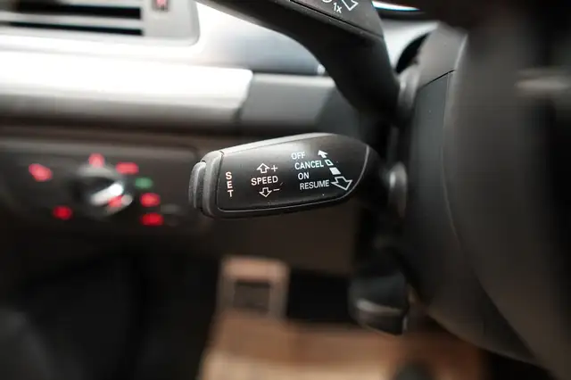 Audi A6 view 25