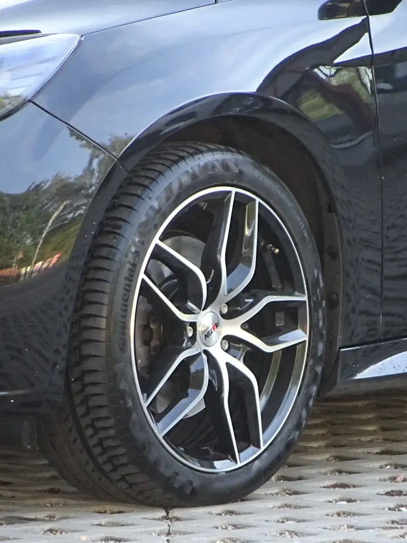 Ford Focus Turnier ST 2,0 EB/Leder-Sport+Winterpaket Schwarz - 2