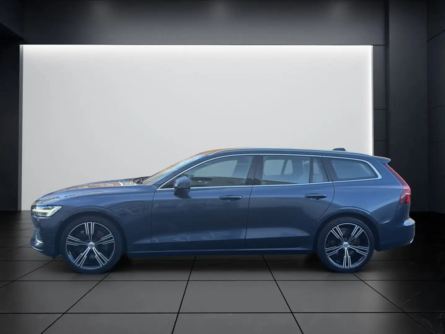 Volvo V60 T6 AWD Recharge Geartronic Inscription Blau - 2