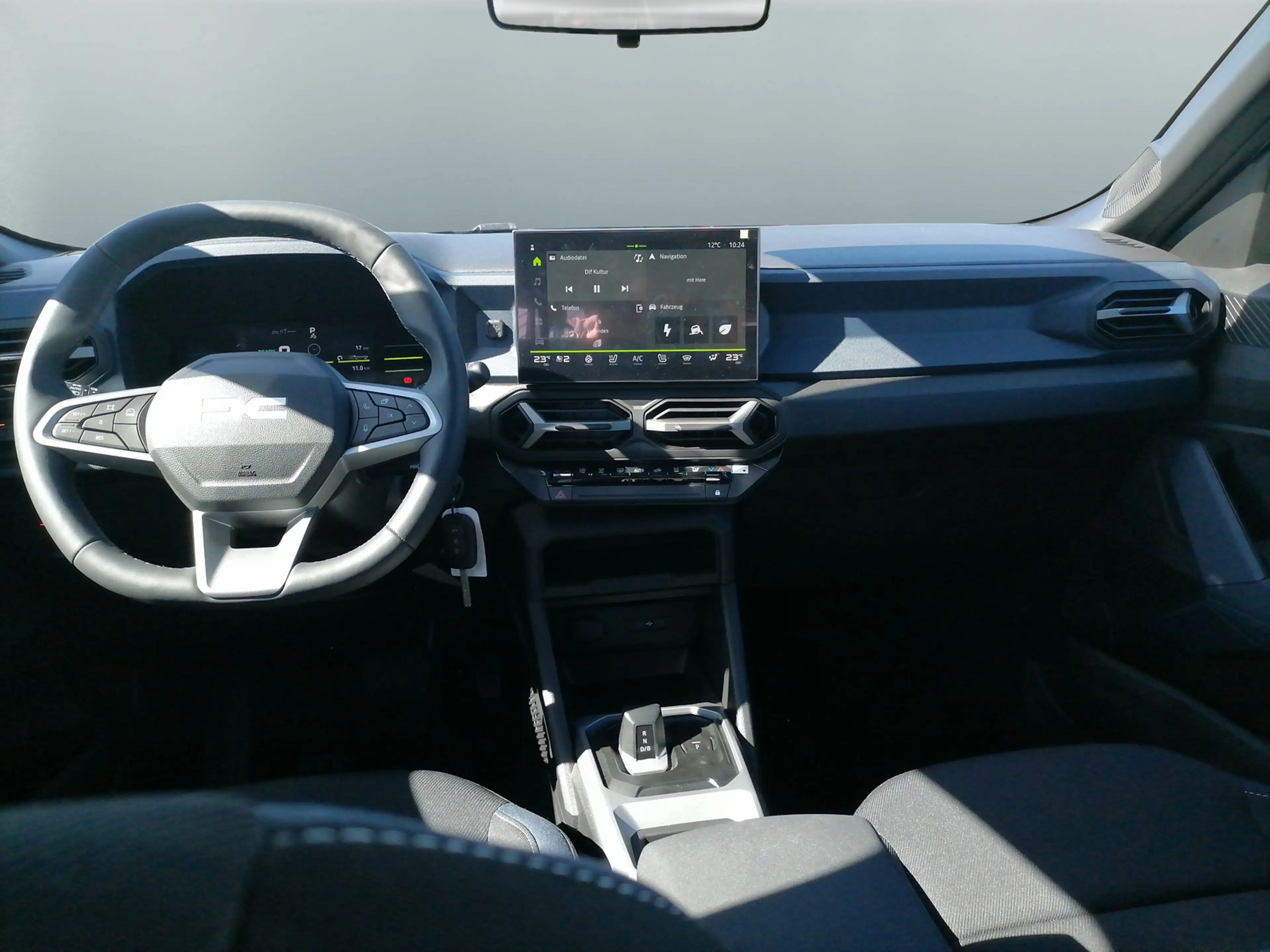 Dacia Bigster Expression hybrid 155 — photo 8