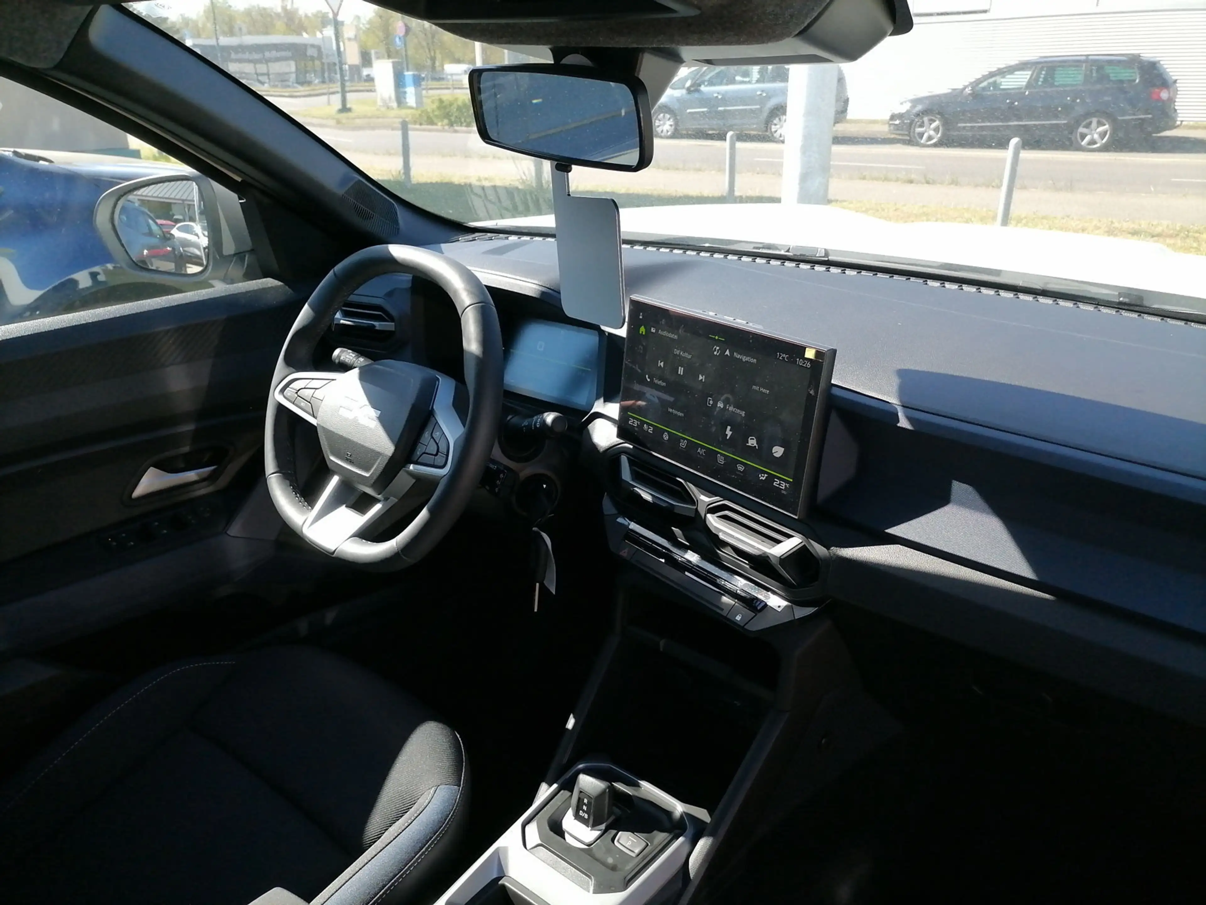 Dacia Bigster Expression hybrid 155 — photo 13