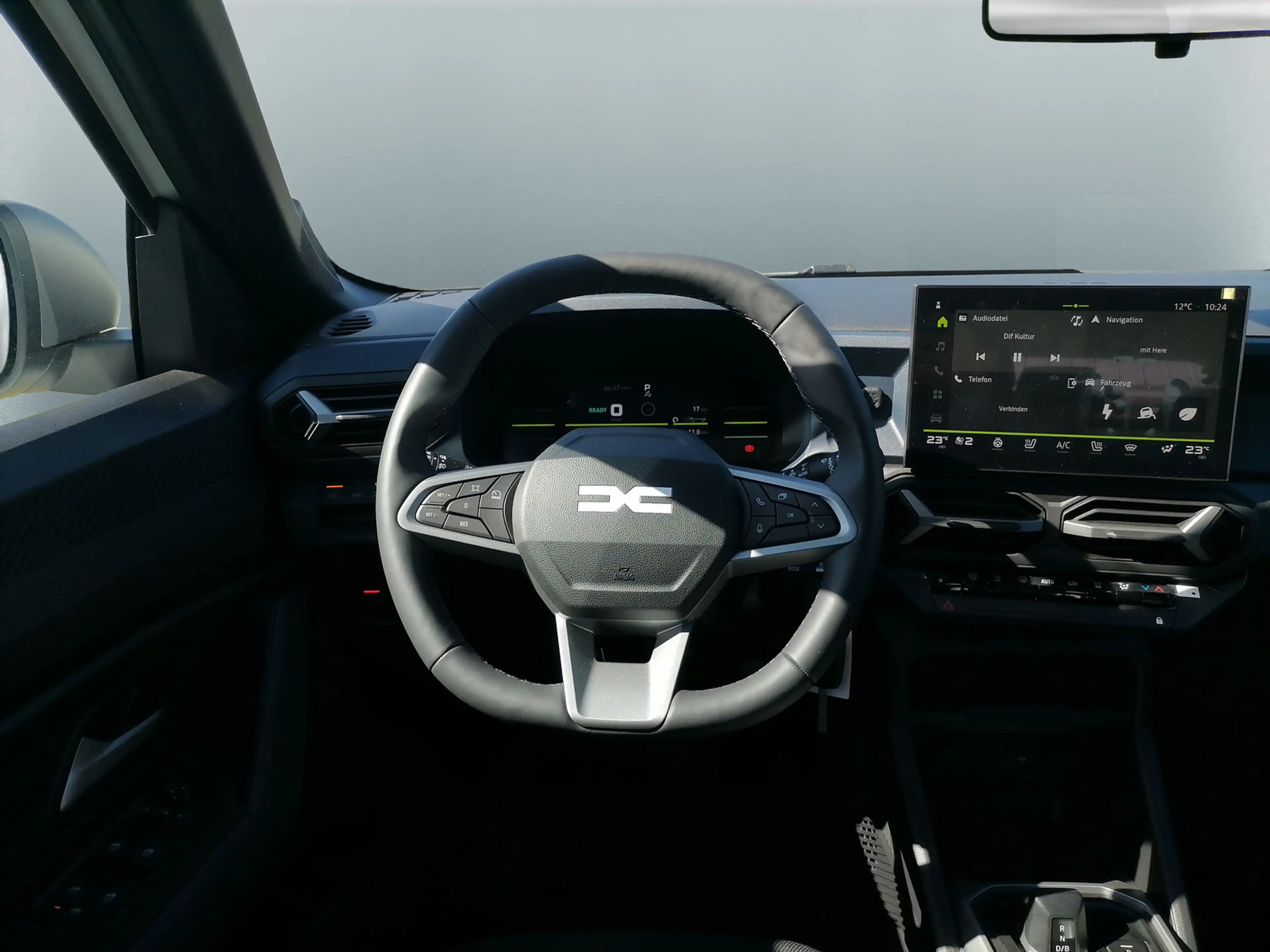 Dacia Bigster Expression hybrid 155 — photo 10