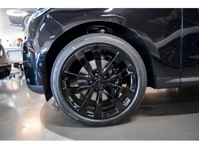 Land Rover Range Rover Sport view 24