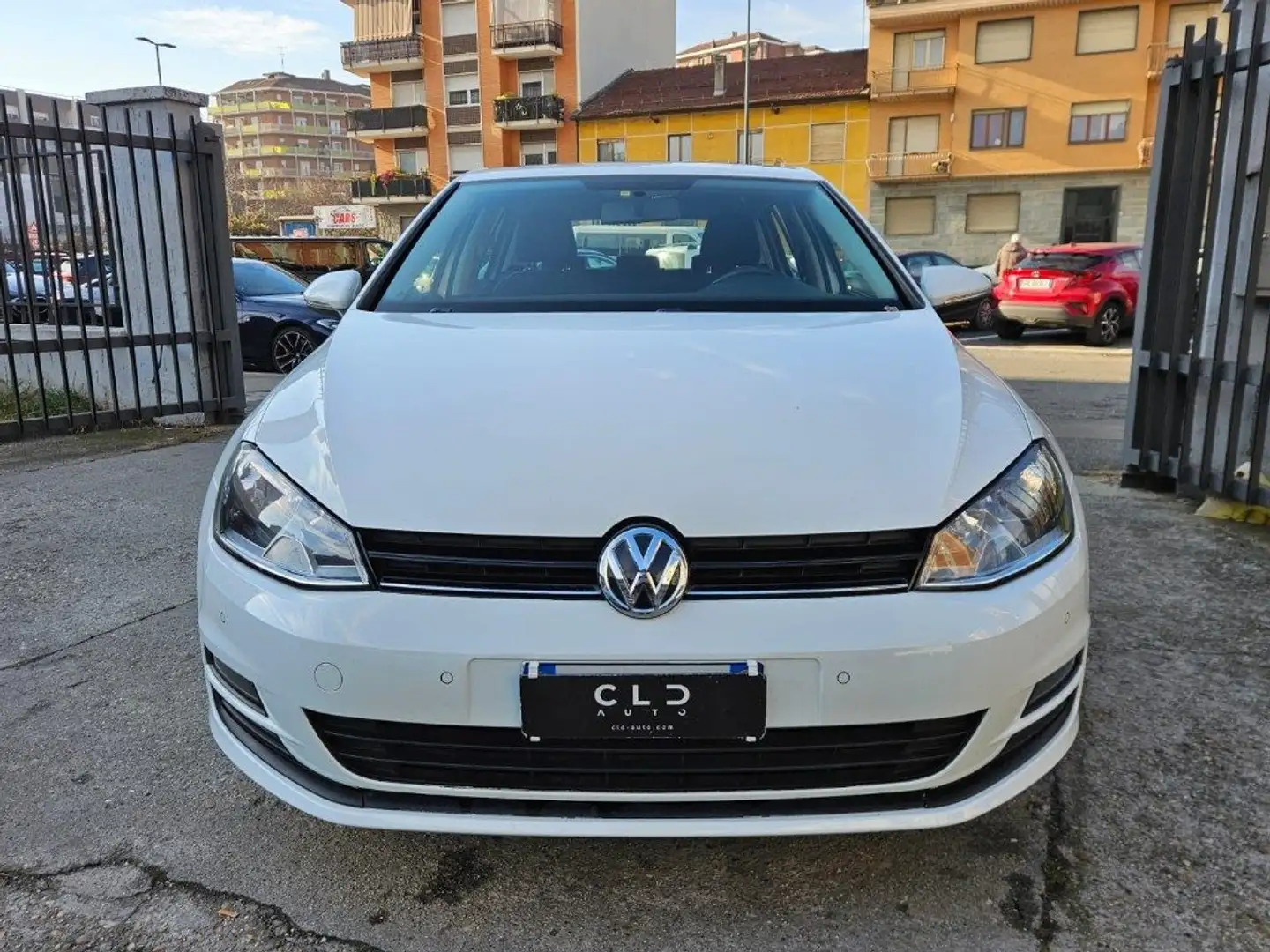 Volkswagen Golf 1.6 TDI 90 CV 5p. BlueMotion Technology Bianco - 2