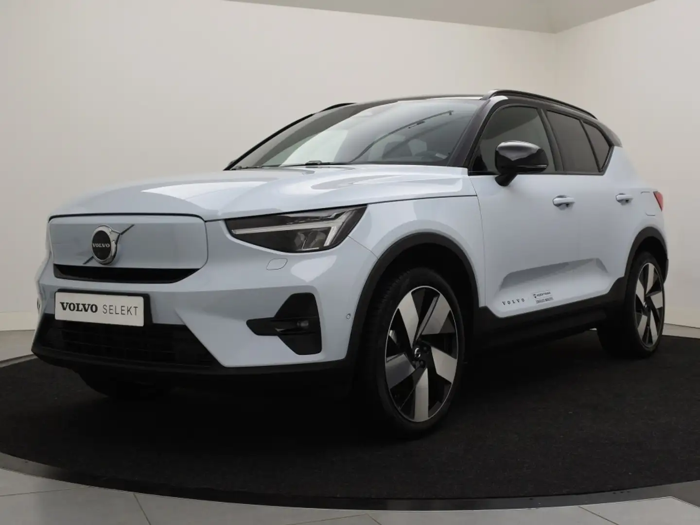 Volvo XC40 SINGLE MOTOR (EXTENDED) ULTIMATE DARK 20INCH GETIN Blauw - 2
