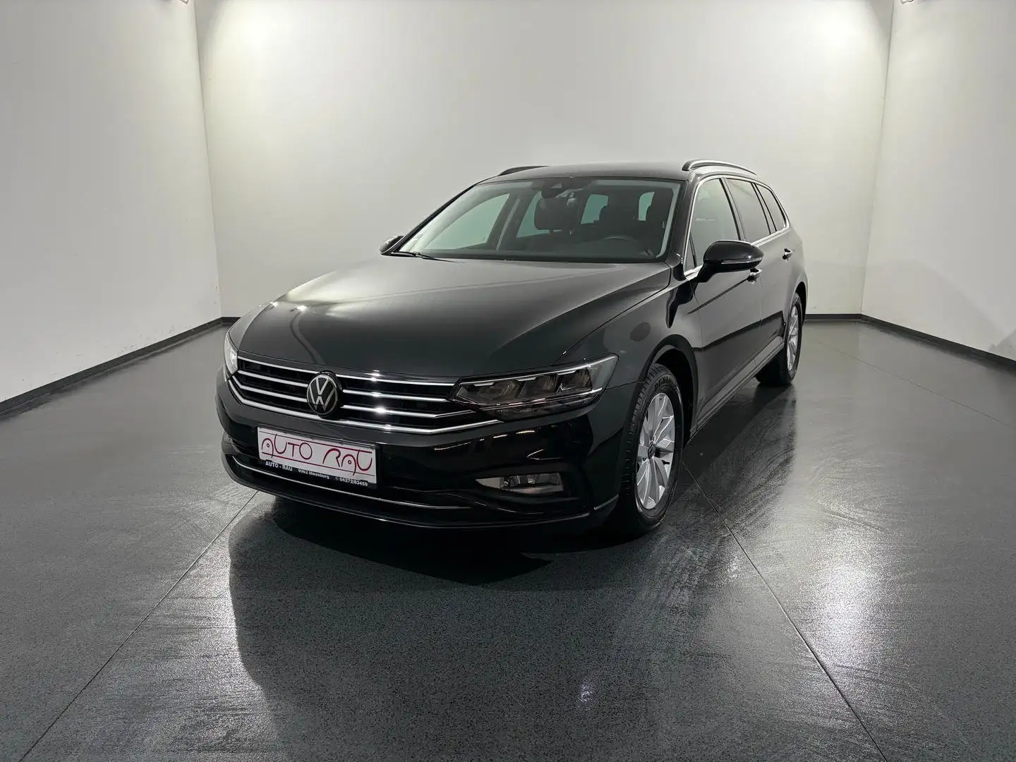 Volkswagen Passat Variant 2.0 TDI SCR Business DSG *AHK*LED*ACC*NAVI* Schwarz - 2
