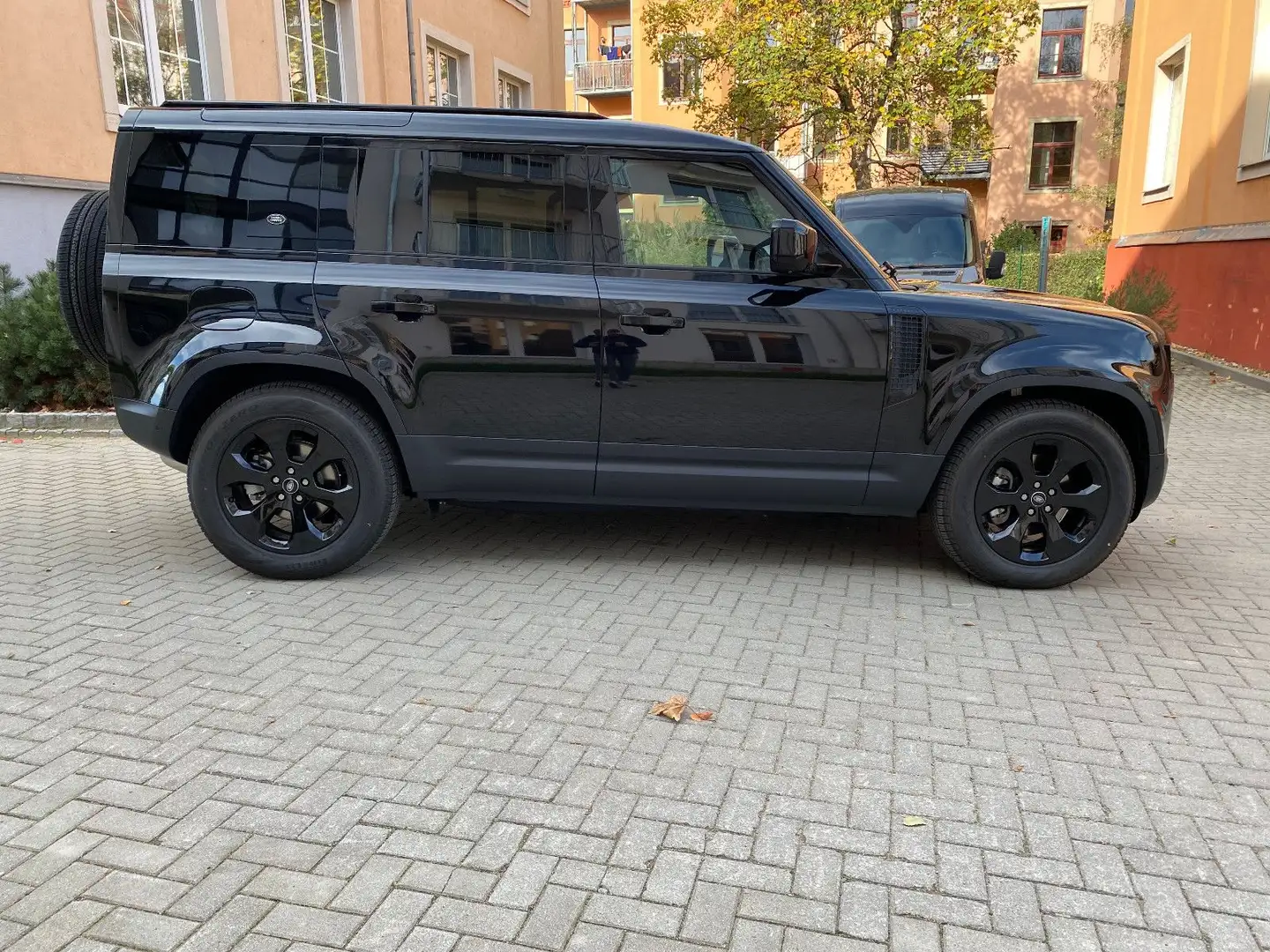 Land Rover Defender 110 D200 S/Luft/Black/7-Sitze/Sthzg/AHK Noir - 2