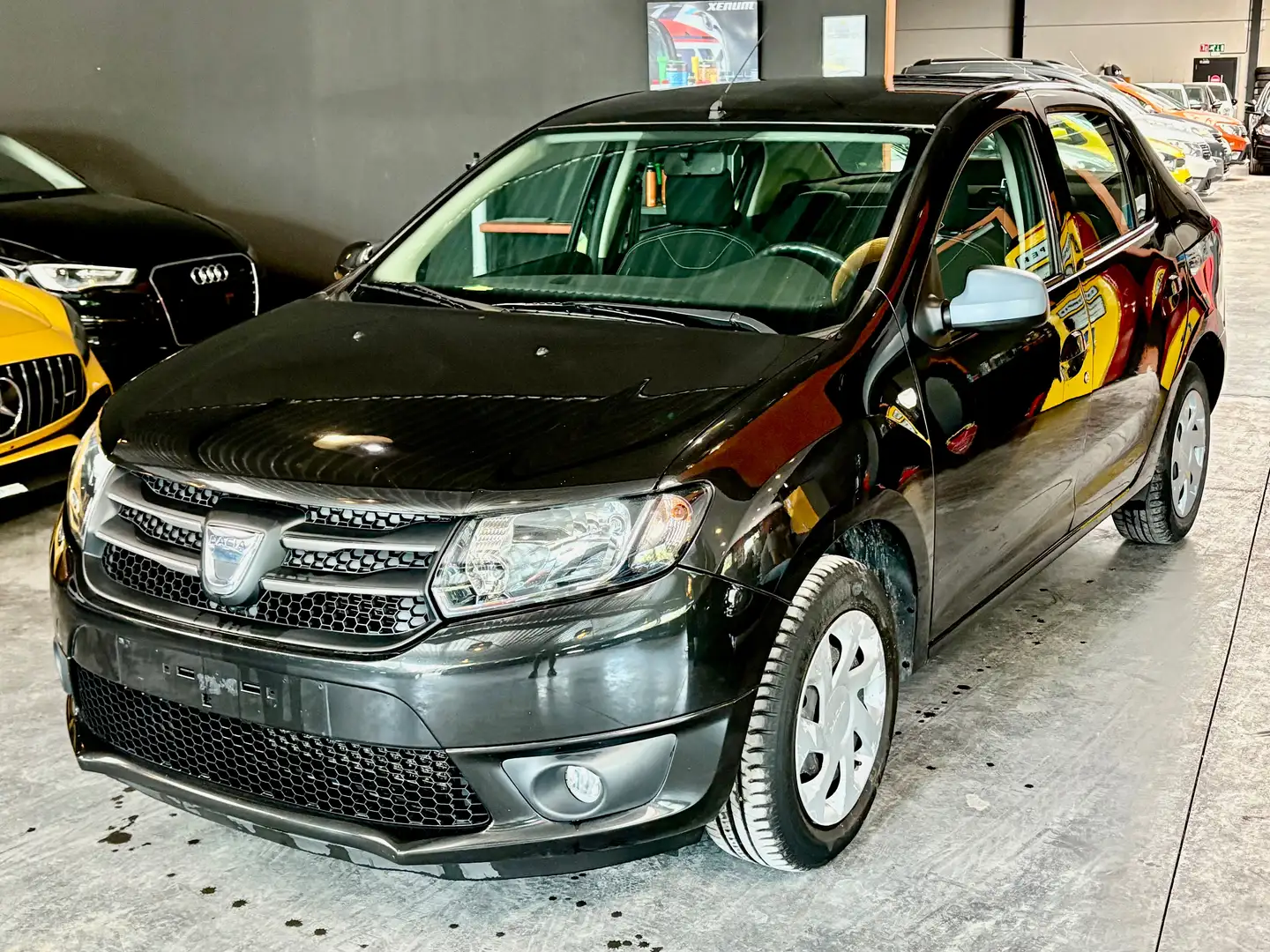 Dacia Logan Logan 0.9 TCe/AIRCO/RADAR RECUL/MOTEUR à CHAINE Noir - 1