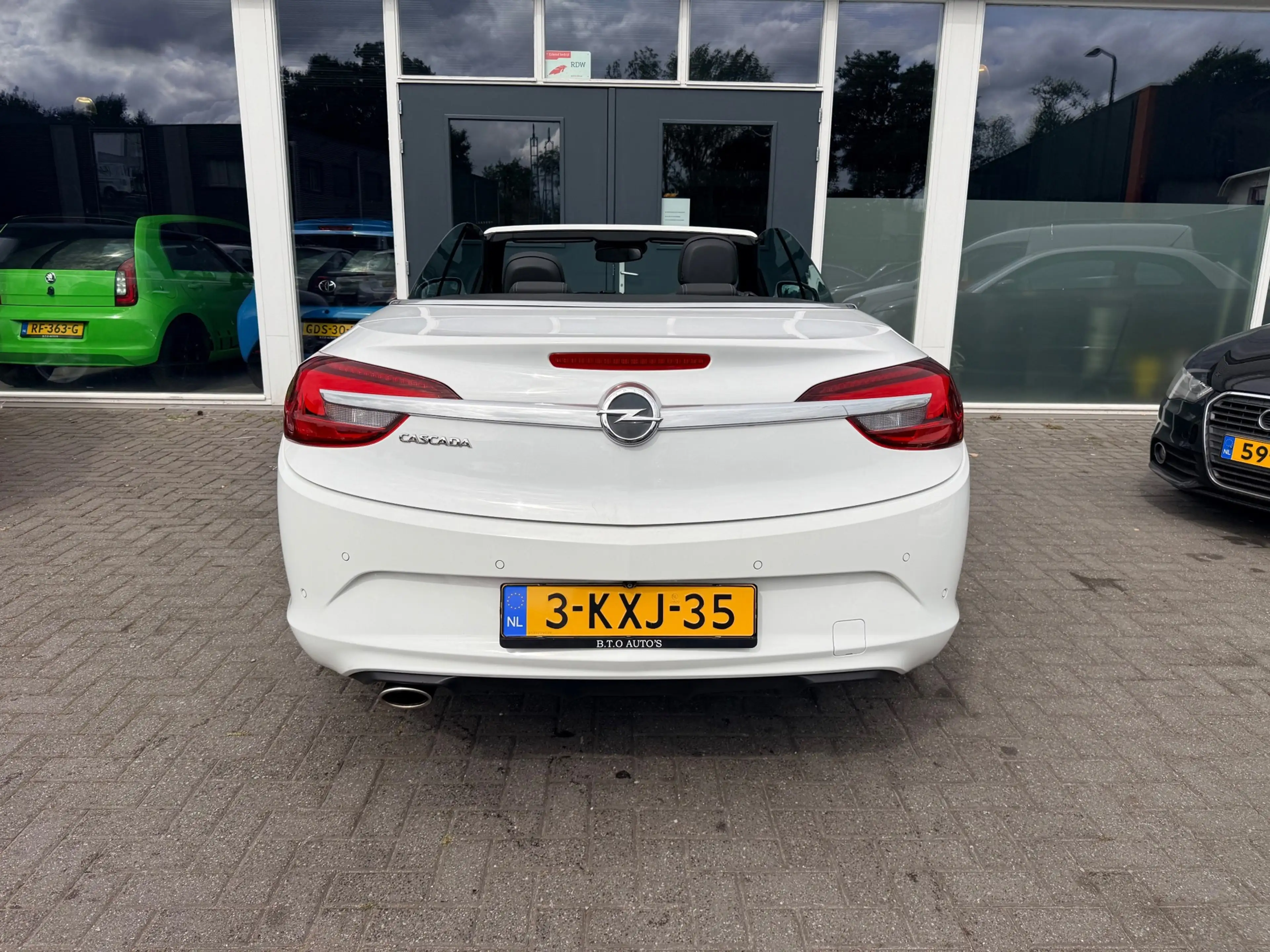 Opel Cascada 1.4 Turbo ecoFLEX Cosmo — photo 4