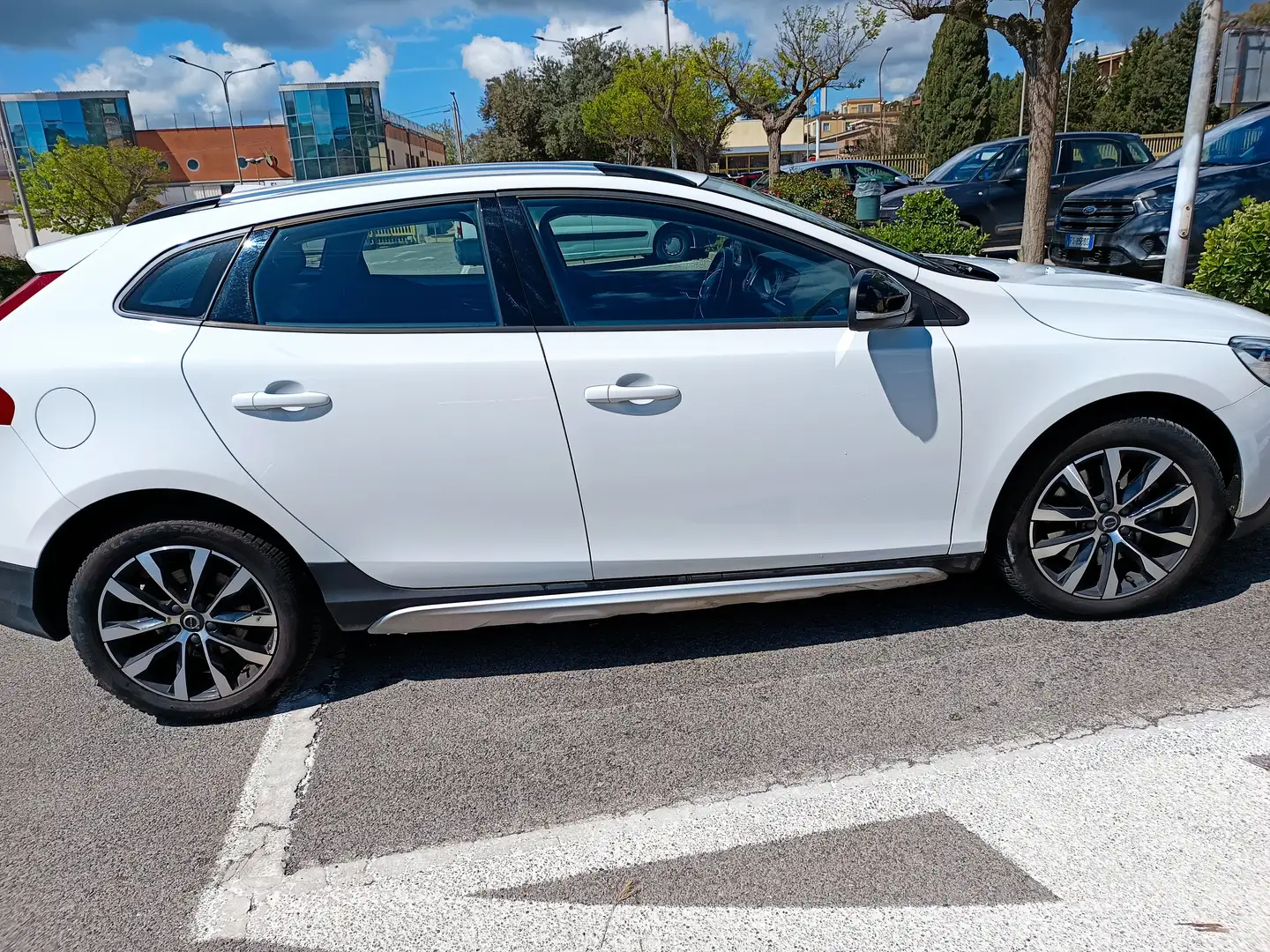 Volvo V40 Cross Country V40 II 2012 Cross Country 2.0 d2 Style Plus my19 Bianco - 1