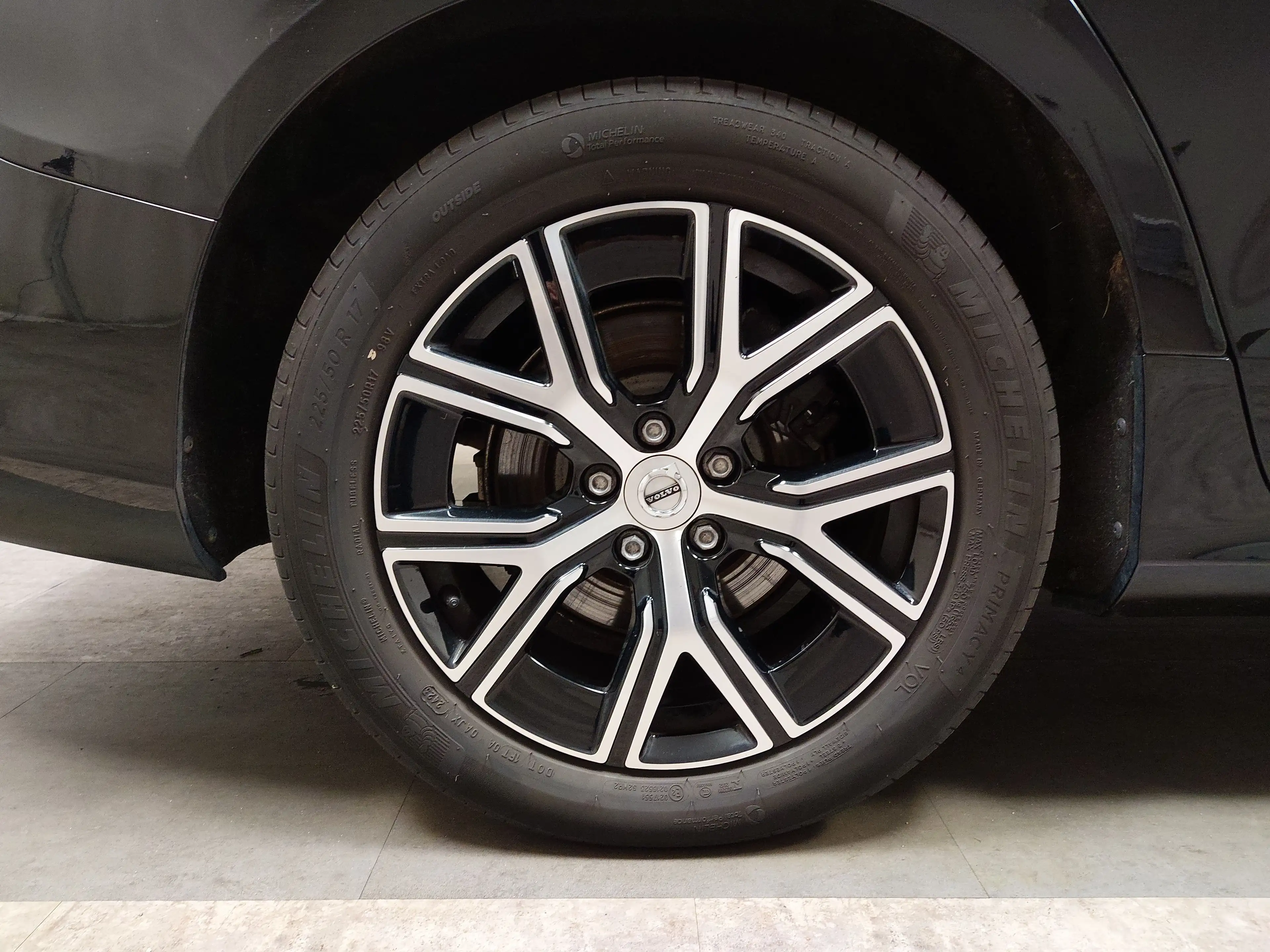 Volvo V60 B4 Navi LED Memory el.Heckklappe 4xShz KLIMAAUT TEMPO MFL SHZ VC PDC DAB KAMERA — photo 8