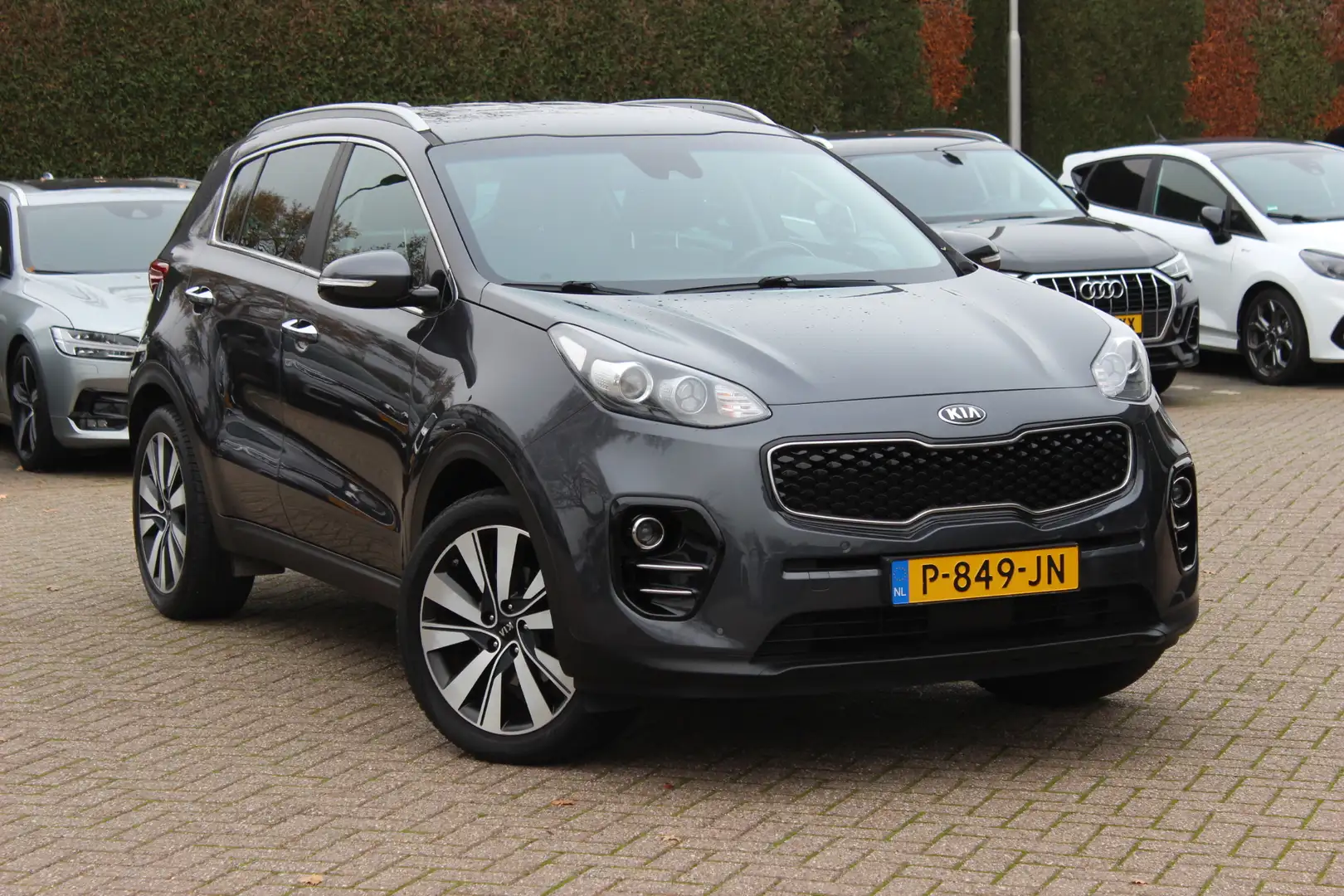 Kia Sportage 1.6 GDI DynamicLine / Camera / Leder / Navigatie / Grijs - 1