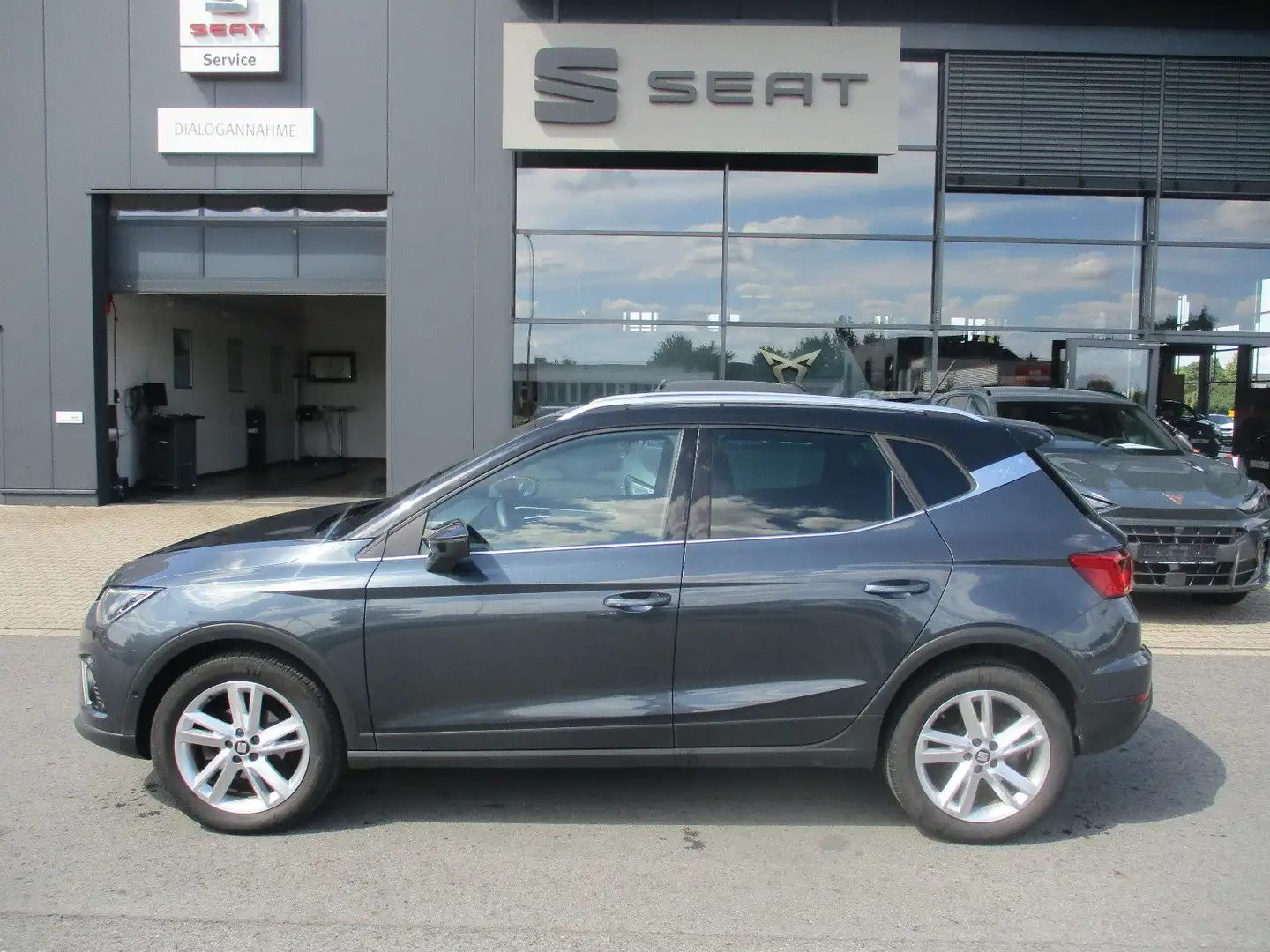SEAT Arona FR 1,5 TSI *Navi*Voll-LED*Sitzheizung* Grau - 1